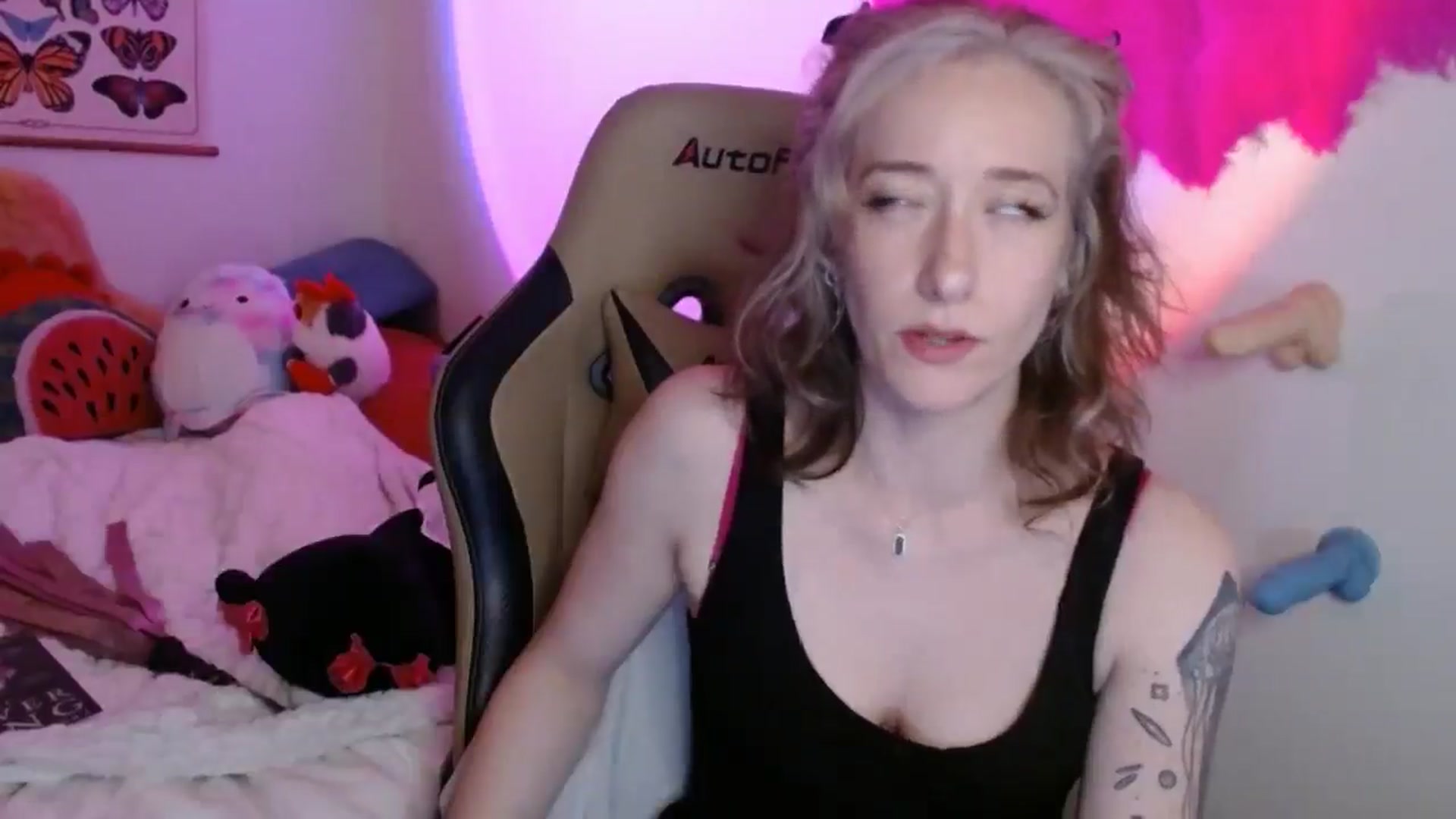 Gallery image thumbnail from PreciousGemma's myfreecams stream on, 05/10/2026, 08:39 image 11 of 20