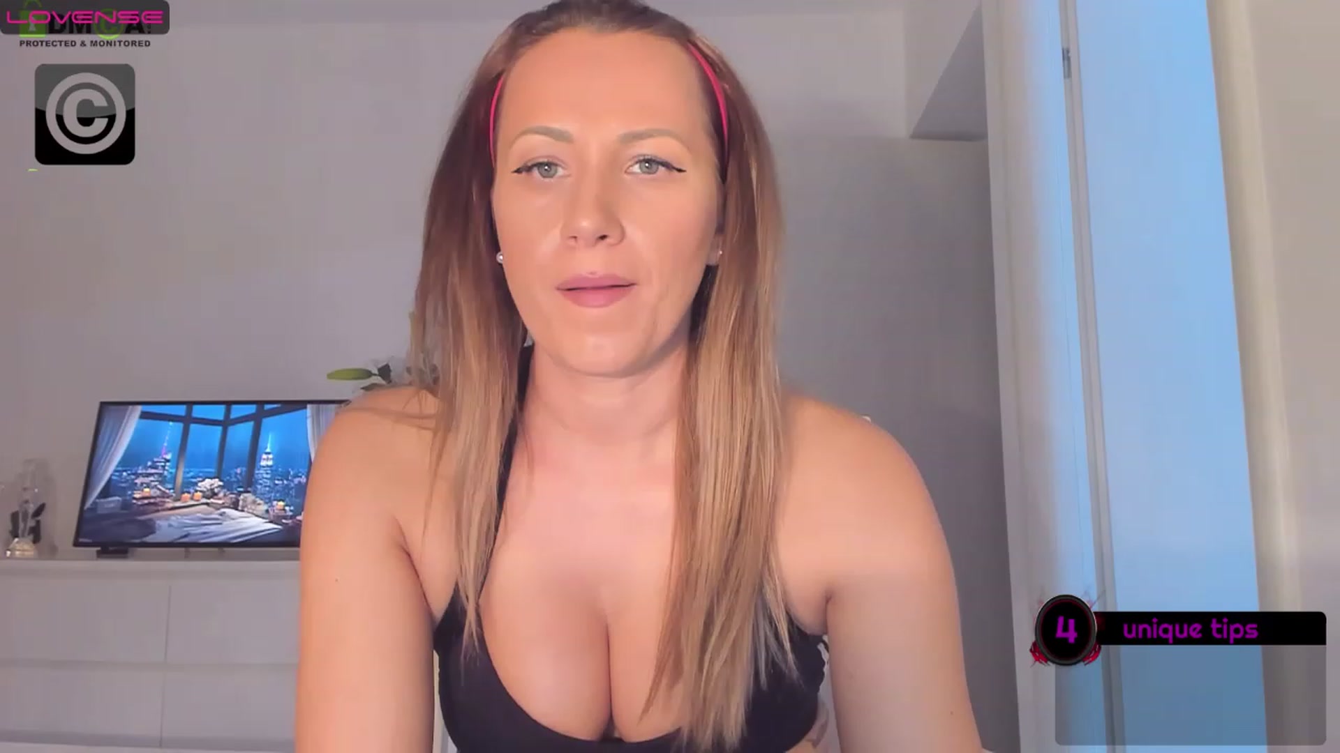 Gallery image thumbnail from PreciousSusan's myfreecams stream on, 11/29/2022, 16:58 image 14 of 20