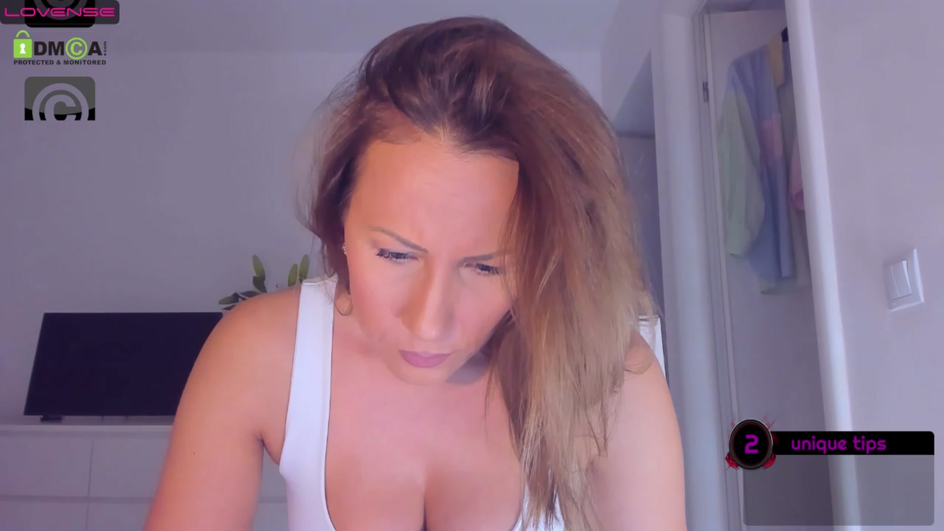 Gallery image thumbnail from PreciousSusan's myfreecams stream on, 12/21/2022, 14:24 image 3 of 20