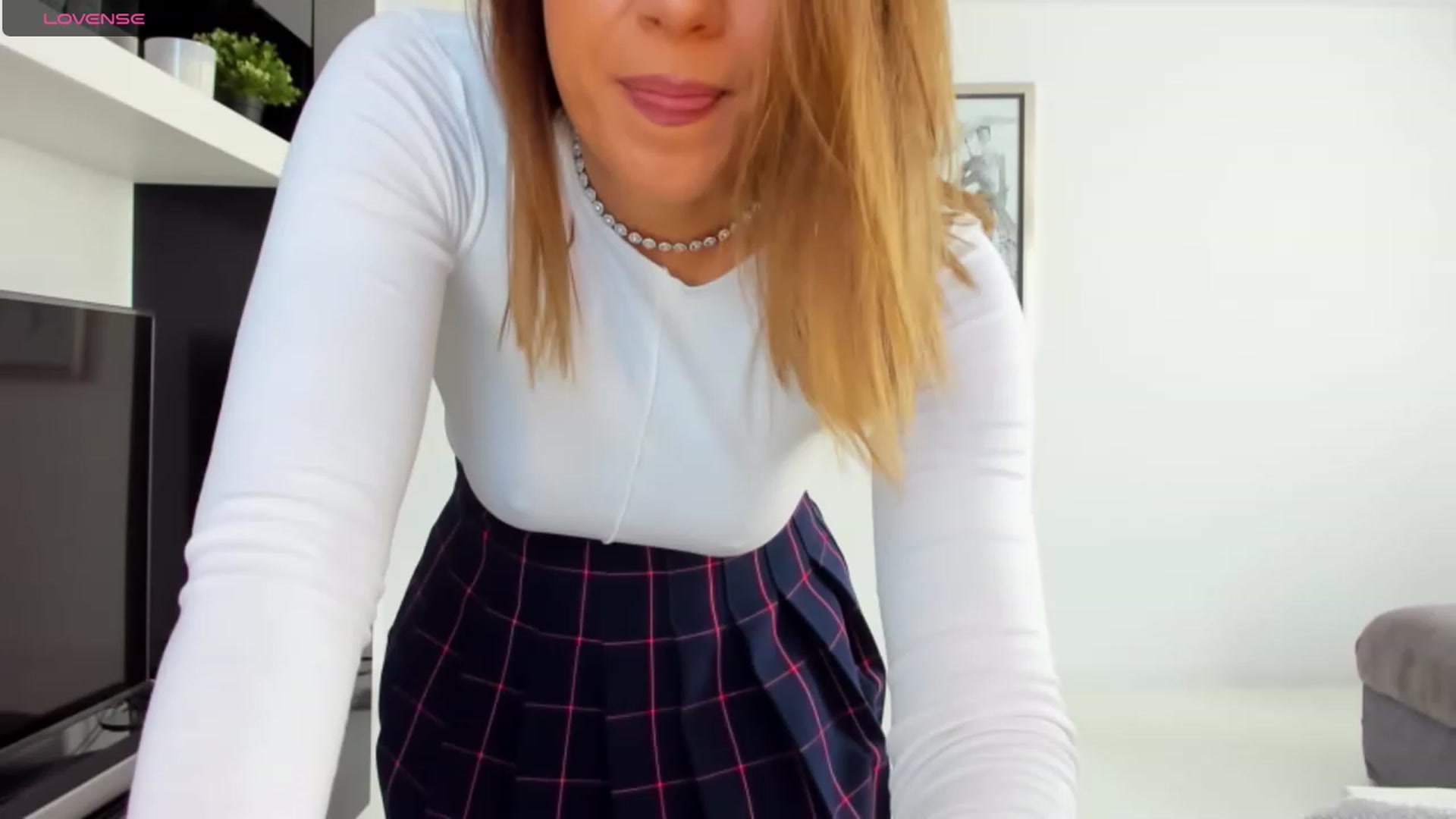 Gallery image thumbnail from PreciousSusan's myfreecams stream on, 10/10/2023, 08:08 image 12 of 20