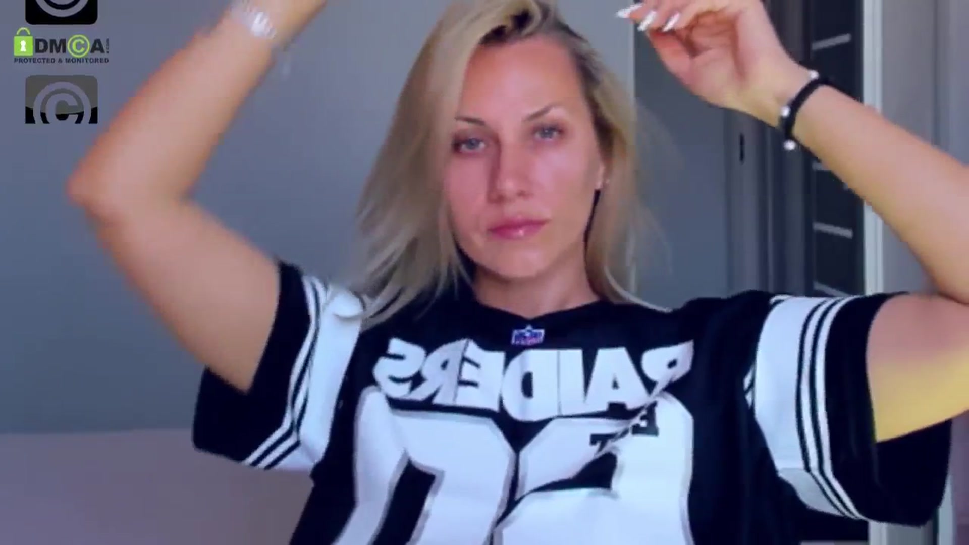 Gallery image thumbnail from PreciousSusan's myfreecams stream on, 06/27/2024, 13:24 image 7 of 20