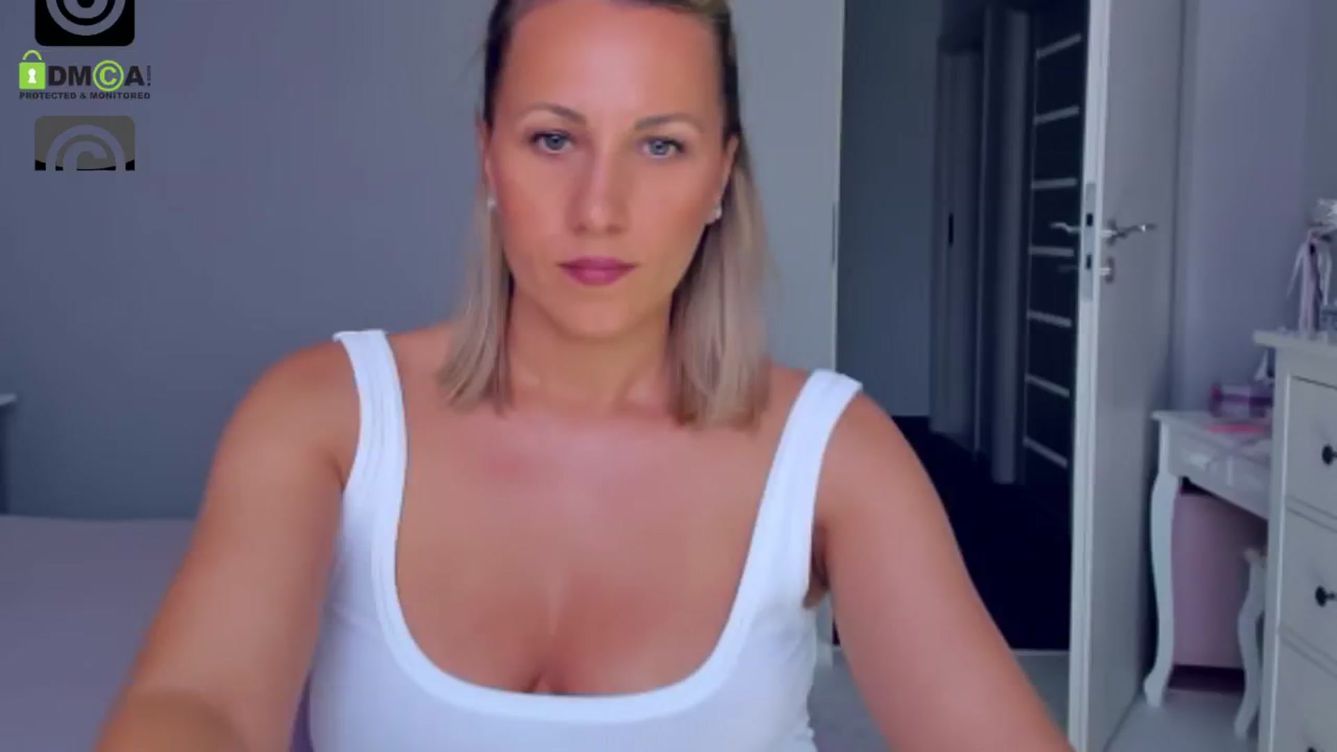 Gallery image thumbnail from PreciousSusan's myfreecams stream on, 07/21/2024, 18:15 image 1 of 20