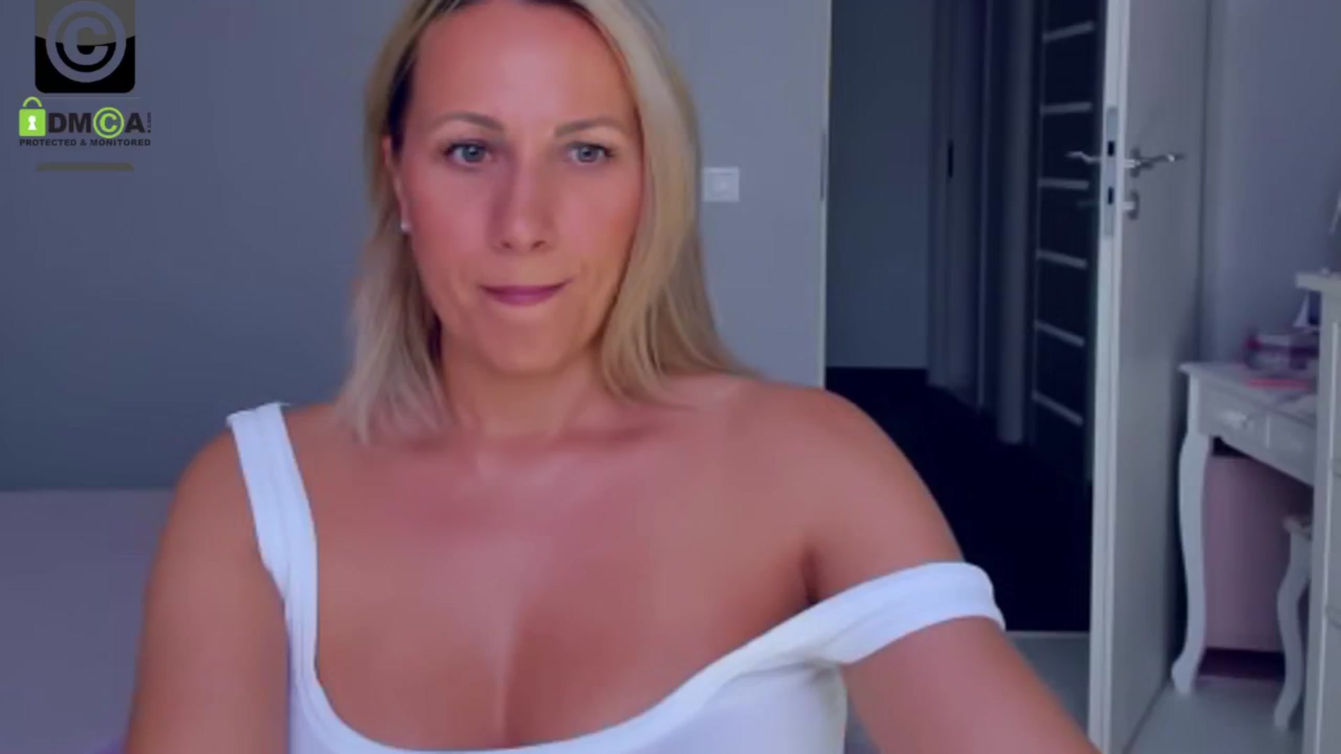 Gallery image thumbnail from PreciousSusan's myfreecams stream on, 07/21/2024, 18:15 image 4 of 20