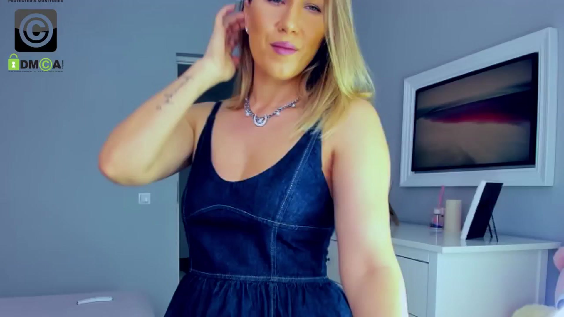 Gallery image thumbnail from PreciousSusan's myfreecams stream on, 03/27/2025, 08:11 image 17 of 20