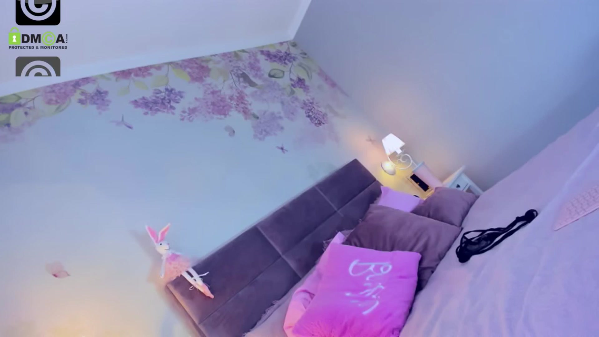Gallery image thumbnail from PreciousSusan's myfreecams stream on, 04/14/2025, 07:59 image 14 of 20