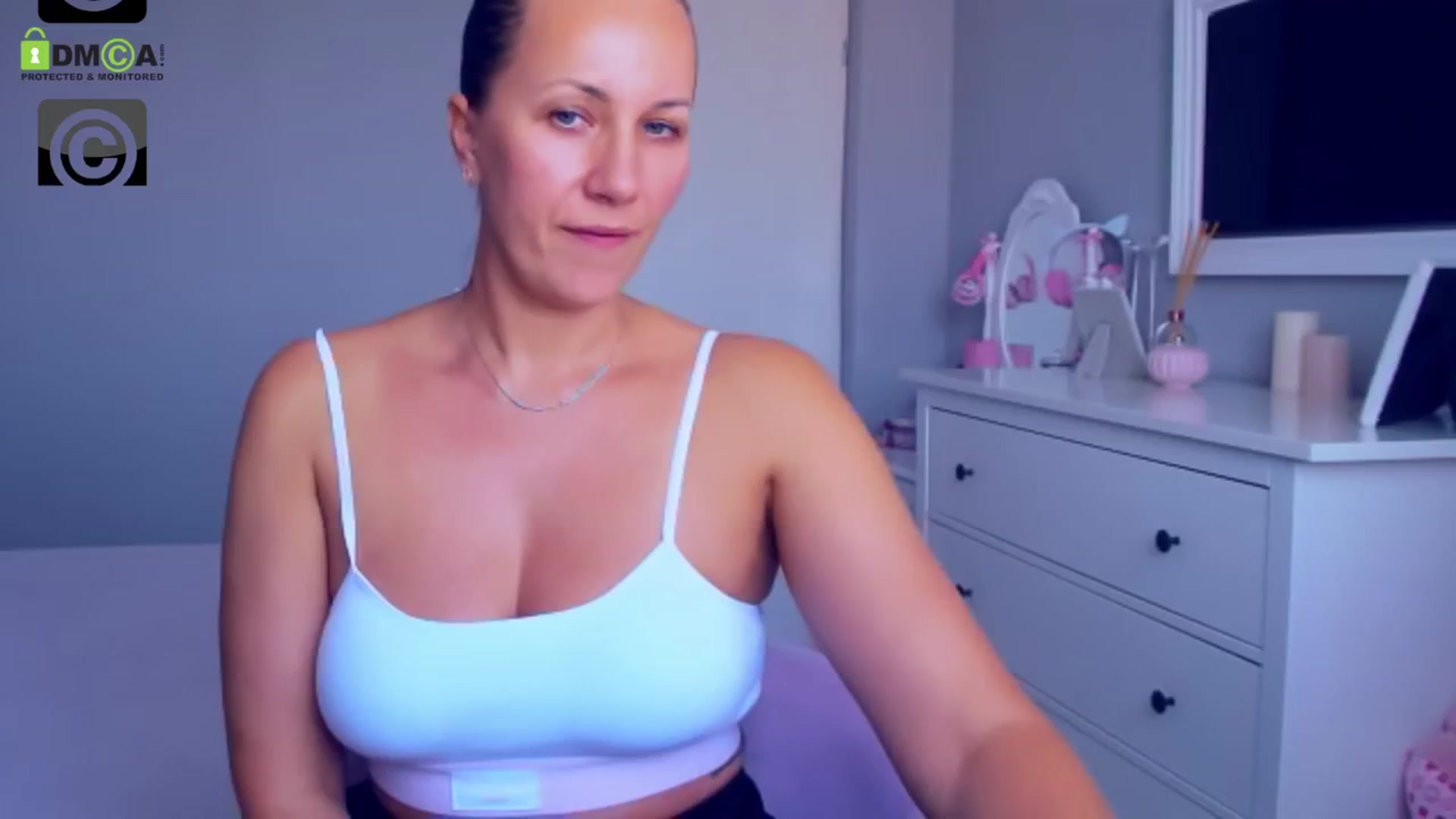 Gallery image thumbnail from PreciousSusan's myfreecams stream on, 08/07/2025, 13:56 image 11 of 20