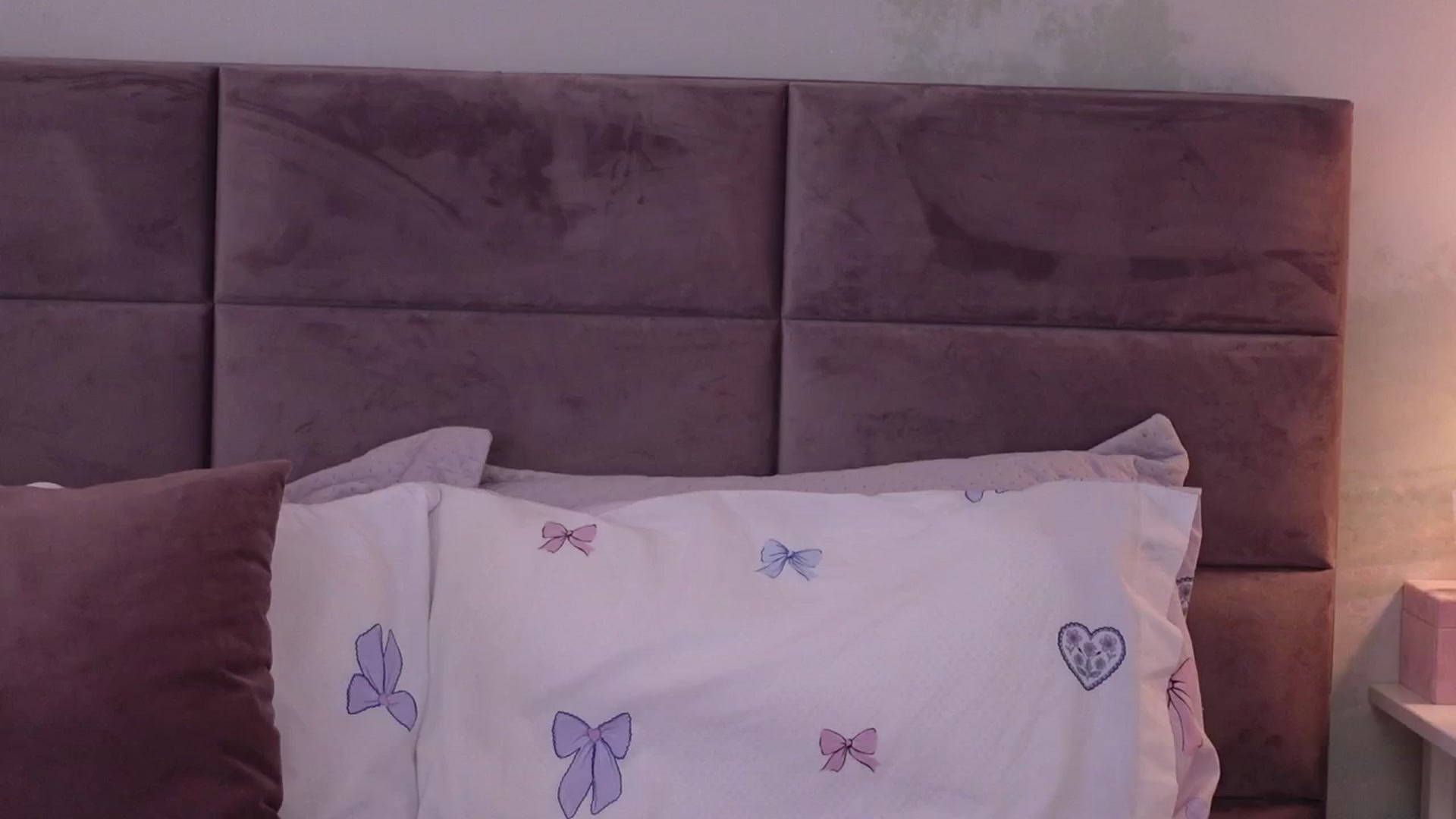 Gallery image thumbnail from PreciousSusan's myfreecams stream on, 10/17/2025, 08:46 image 8 of 20