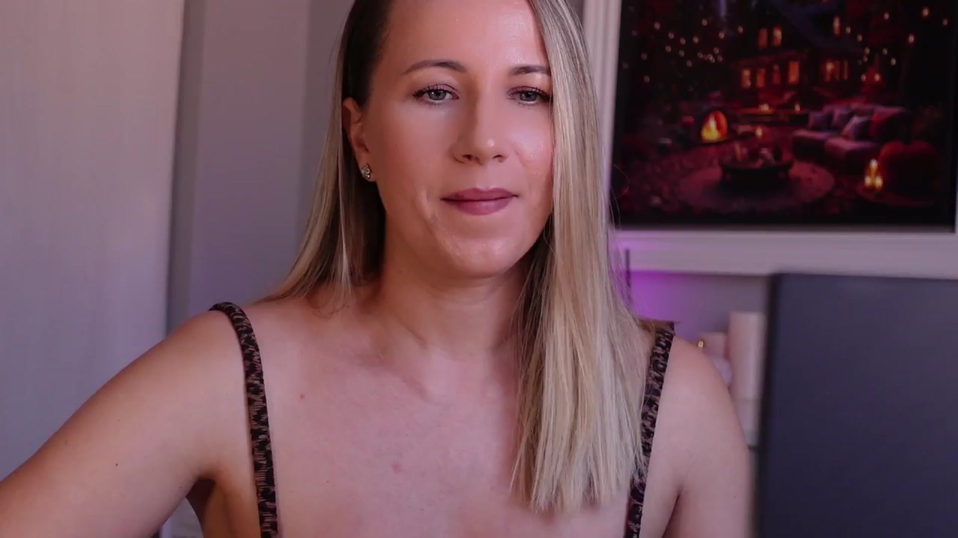 Gallery image thumbnail from PreciousSusan's myfreecams stream on, 11/03/2025, 10:06 image 12 of 20
