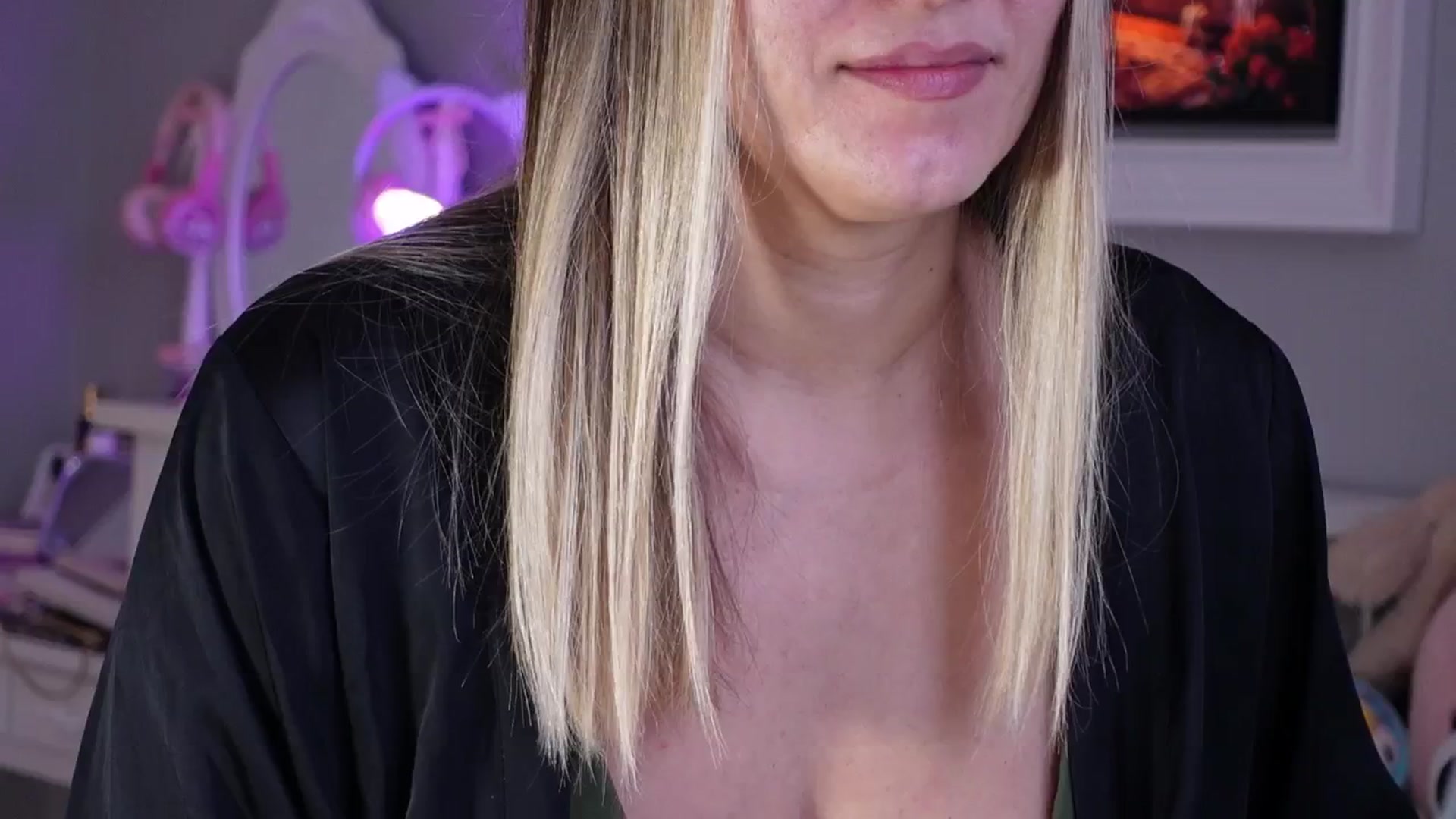 Gallery image thumbnail from PreciousSusan's myfreecams stream on, 11/27/2025, 08:49 image 1 of 20