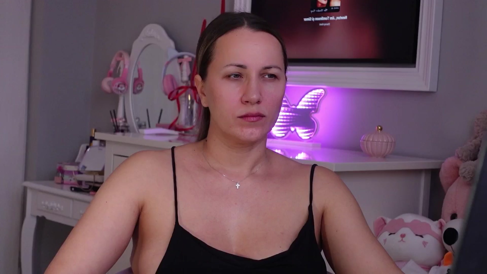 Gallery image thumbnail from PreciousSusan's myfreecams stream on, 12/09/2025, 09:53 image 1 of 20
