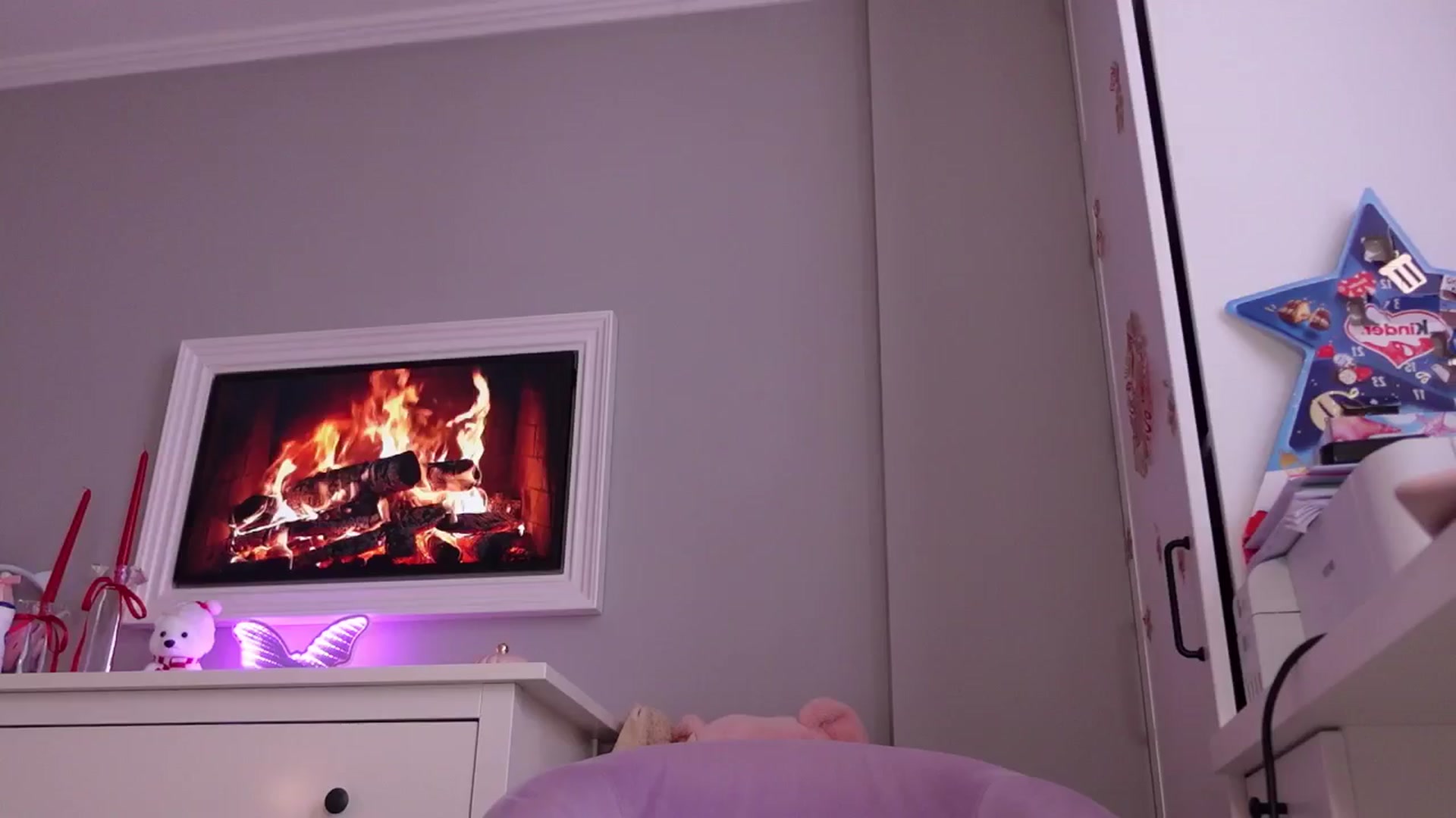 Gallery image thumbnail from PreciousSusan's myfreecams stream on, 12/10/2025, 08:35 image 14 of 20