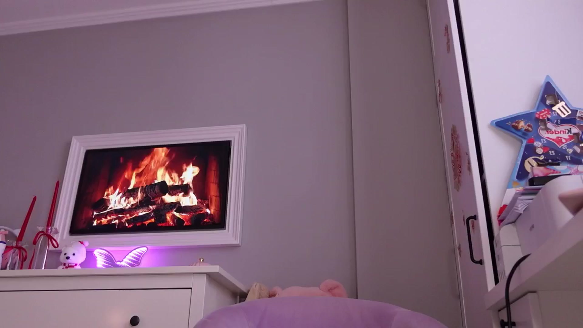 Gallery image thumbnail from PreciousSusan's myfreecams stream on, 12/10/2025, 08:35 image 12 of 20