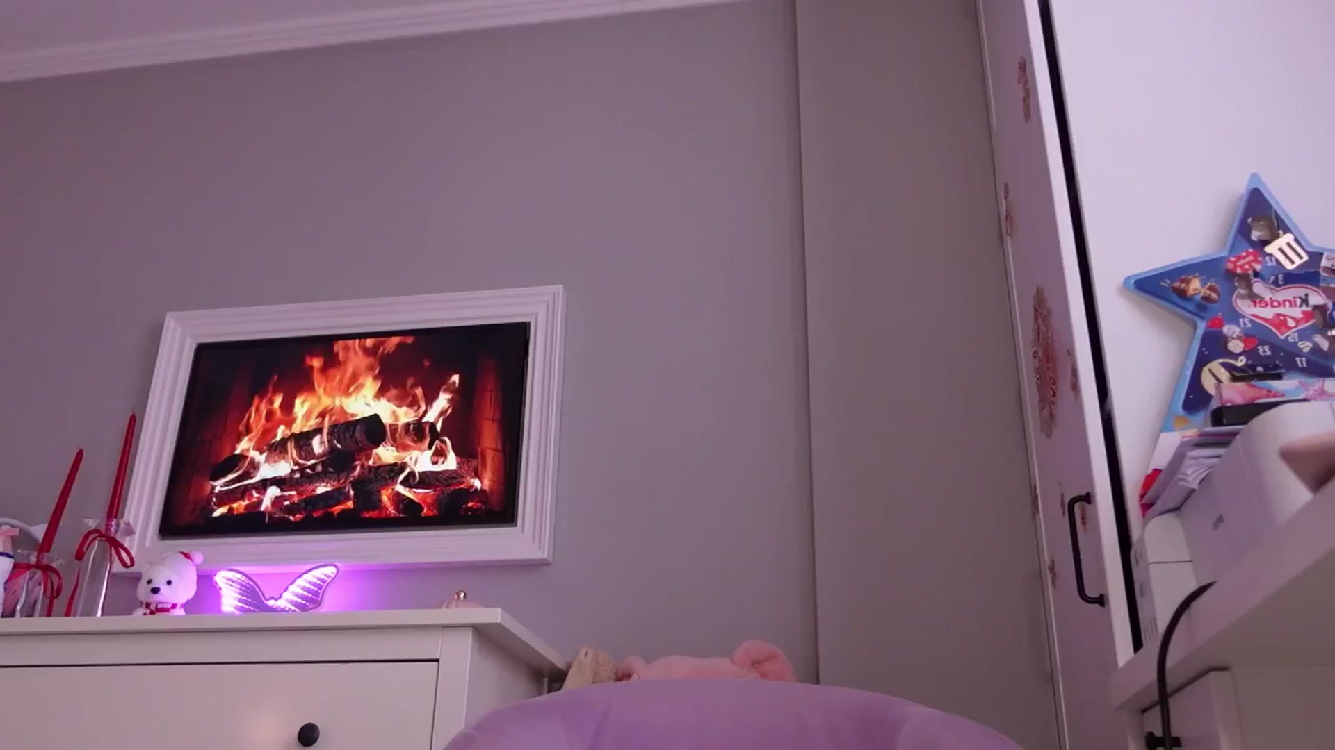 Gallery image thumbnail from PreciousSusan's myfreecams stream on, 12/10/2025, 08:35 image 16 of 20