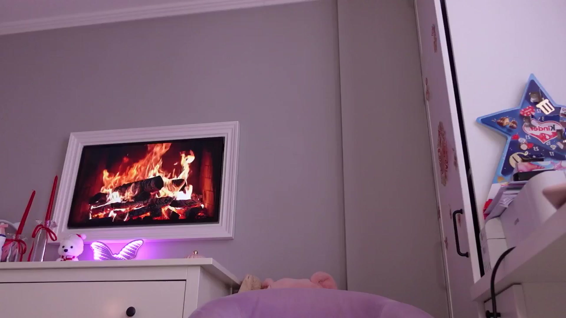 Gallery image thumbnail from PreciousSusan's myfreecams stream on, 12/10/2025, 08:35 image 18 of 20