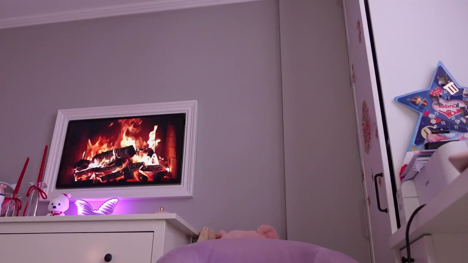 Gallery image thumbnail from PreciousSusan's myfreecams stream on, 12/10/2025, 08:35 image 17 of 20