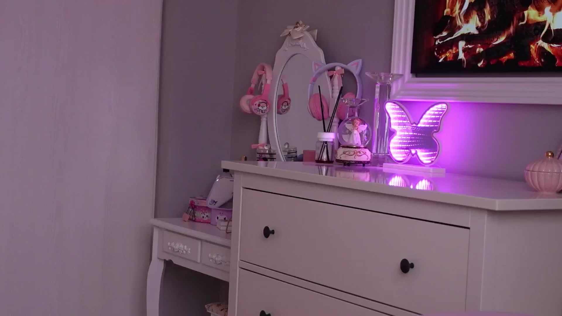 Gallery image thumbnail from PreciousSusan's myfreecams stream on, 02/16/2026, 11:28 image 7 of 20