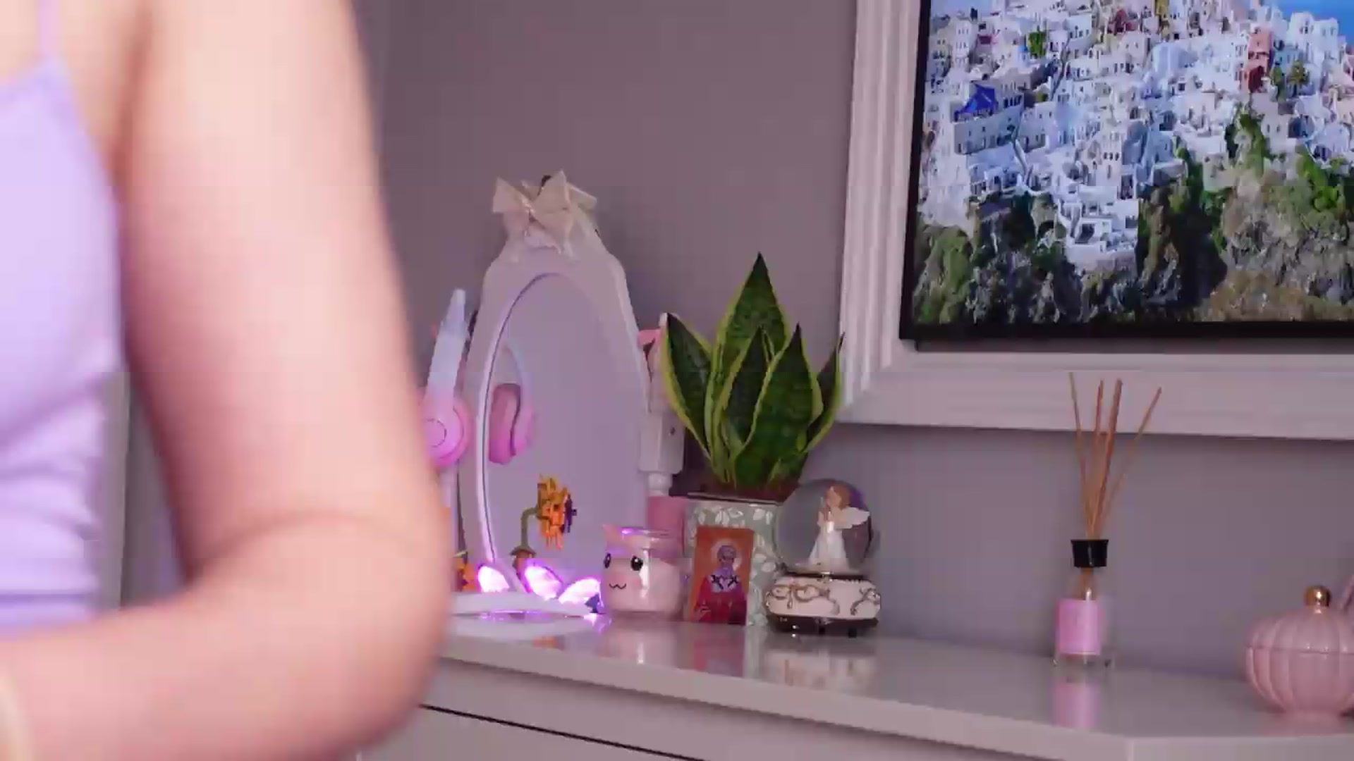 Gallery image thumbnail from PreciousSusan's myfreecams stream on, 05/14/2026, 07:16 image 6 of 20