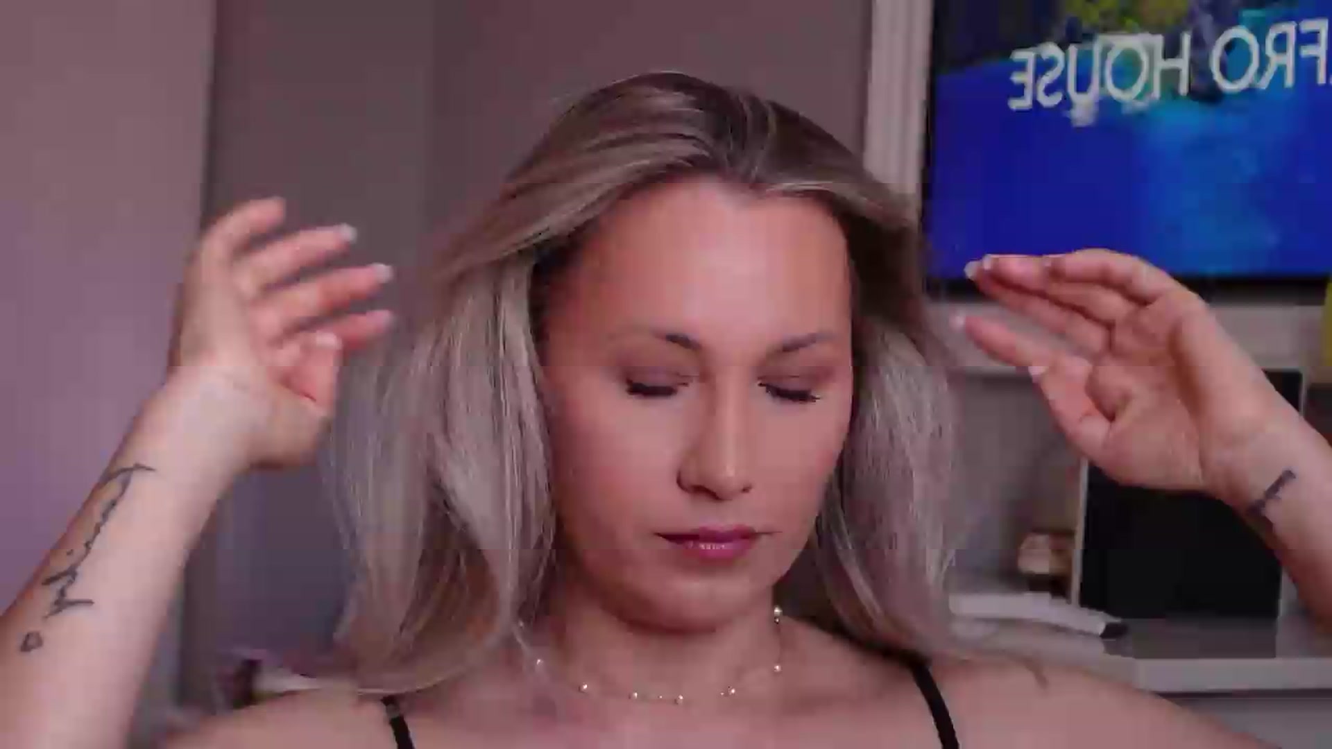 Gallery image thumbnail from PreciousSusan's myfreecams stream on, 05/28/2026, 08:09 image 3 of 20