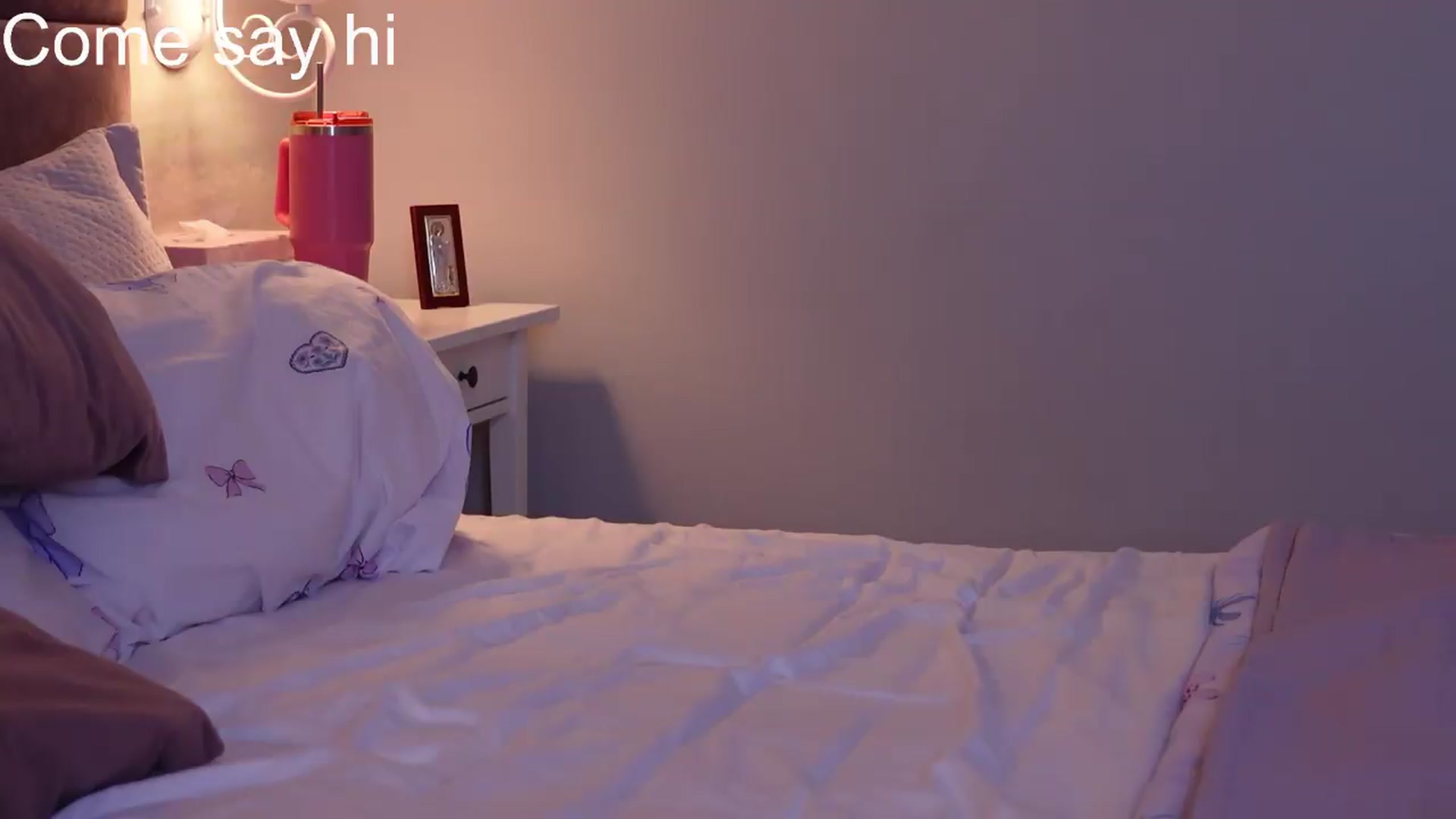 Gallery image thumbnail from PreciousSusan's myfreecams stream on, 09/16/2026, 07:02 image 16 of 20
