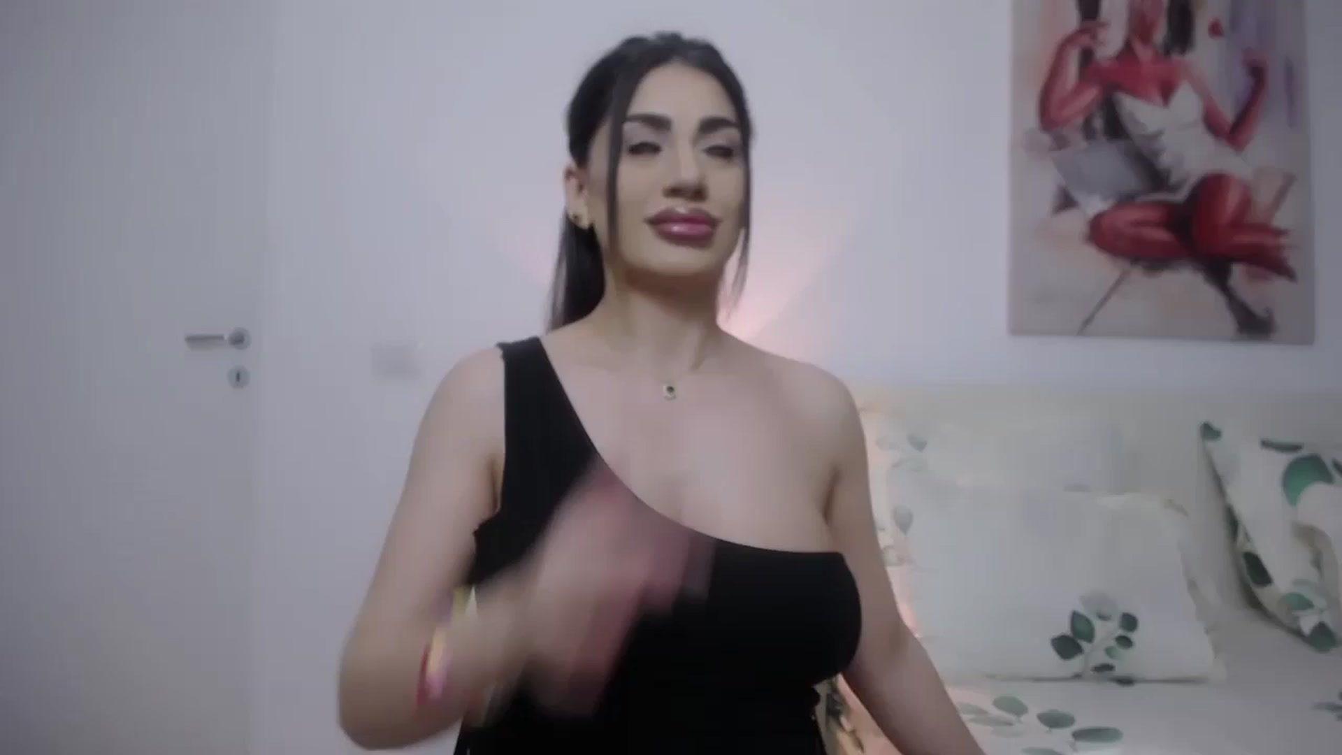Gallery image thumbnail from PregBethie's myfreecams stream on, 03/11/2024, 24:36 image 1 of 20