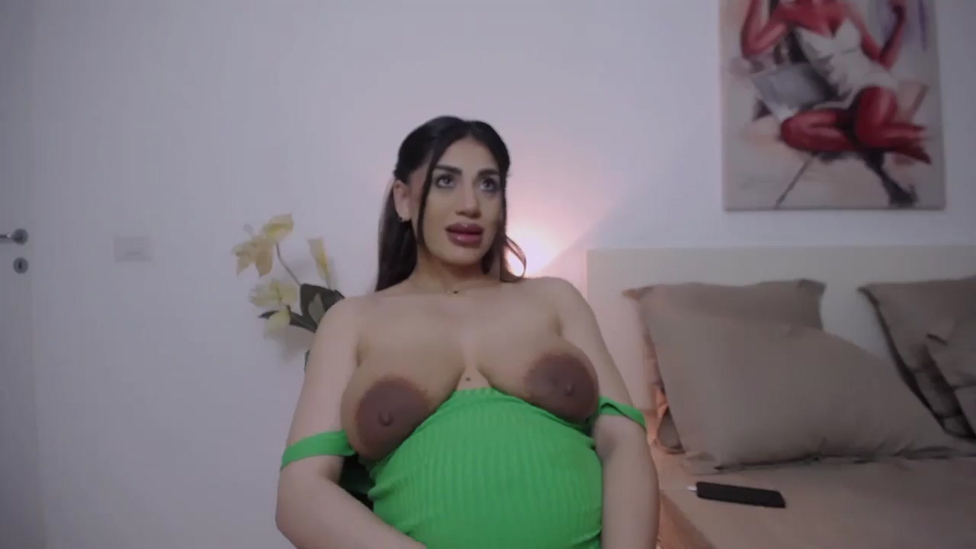 Gallery image thumbnail from PregBethie's myfreecams stream on, 04/18/2024, 05:07 image 4 of 20