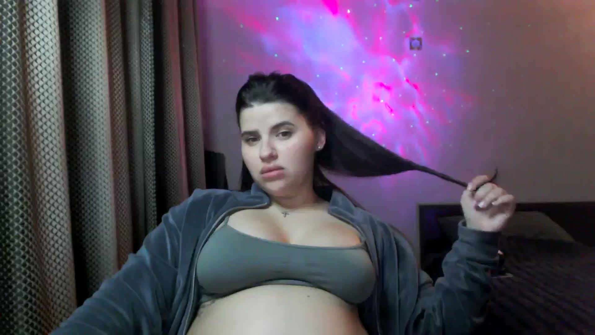 Gallery image thumbnail from Pregnant_Ivy's myfreecams stream on, 02/25/2026, 16:15 image 16 of 20