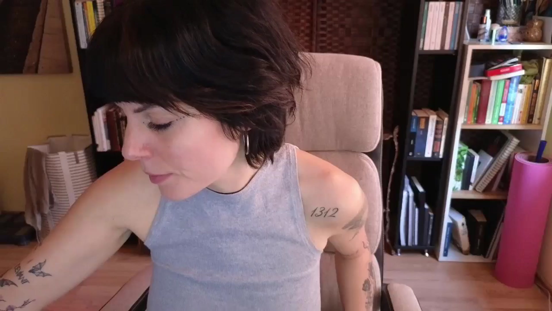 Gallery image thumbnail from Pregnantbae's myfreecams stream on, 12/14/2024, 11:24 image 19 of 20