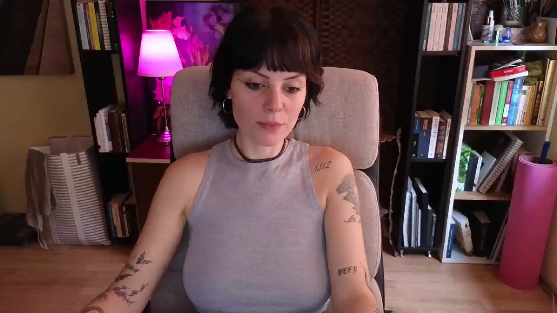 Gallery image thumbnail from Pregnantbae's myfreecams stream on, 12/14/2024, 11:24 image 6 of 20