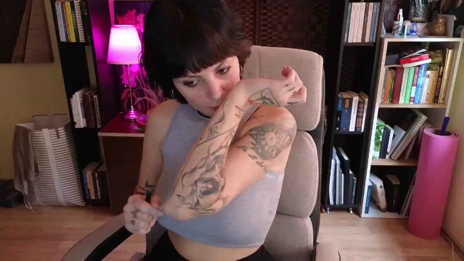 Gallery image thumbnail from Pregnantbae's myfreecams stream on, 12/14/2024, 11:24 image 4 of 20