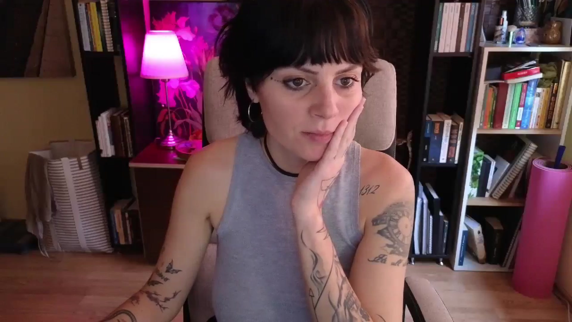 Gallery image thumbnail from Pregnantbae's myfreecams stream on, 12/14/2024, 13:20 image 2 of 20