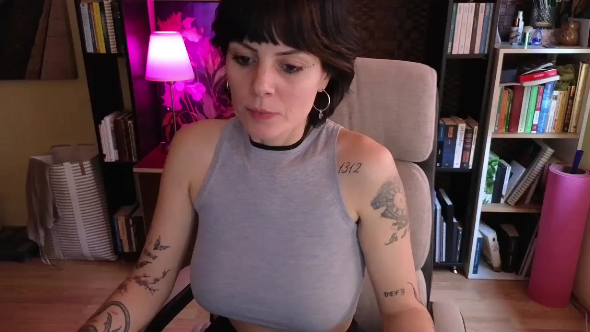 Gallery image thumbnail from Pregnantbae's myfreecams stream on, 12/14/2024, 13:20 image 1 of 20