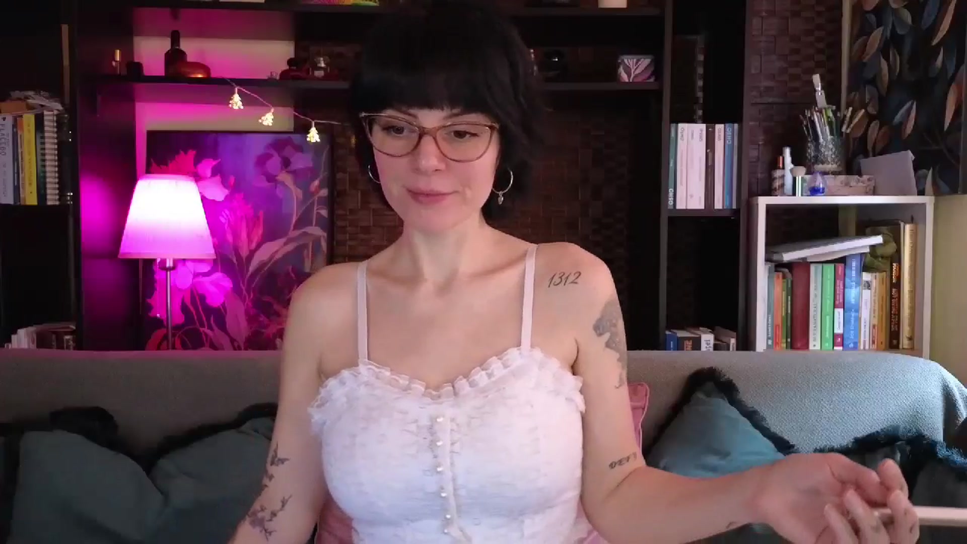 Gallery image thumbnail from Pregnantbae's myfreecams stream on, 12/22/2024, 10:57 image 4 of 20