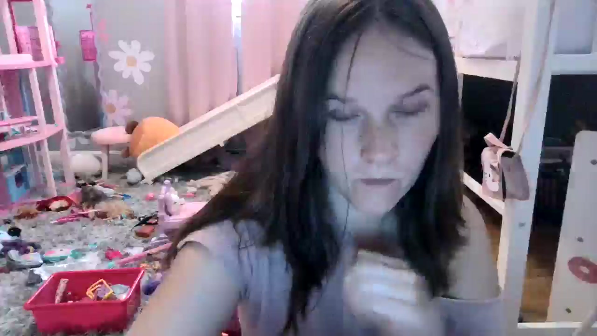 Gallery image thumbnail from PregoBby's myfreecams stream on, 06/19/2025, 11:51 image 16 of 20