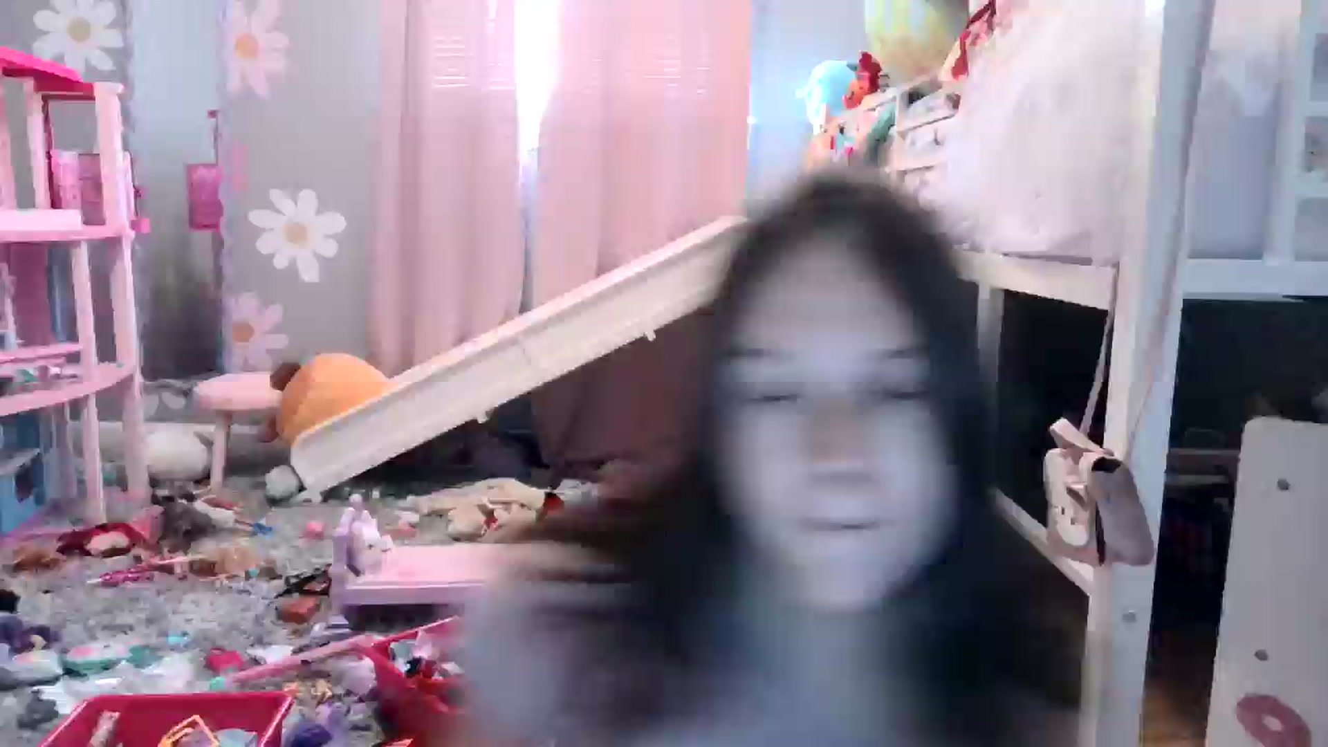 Gallery image thumbnail from PregoBby's myfreecams stream on, 06/19/2025, 11:51 image 1 of 20