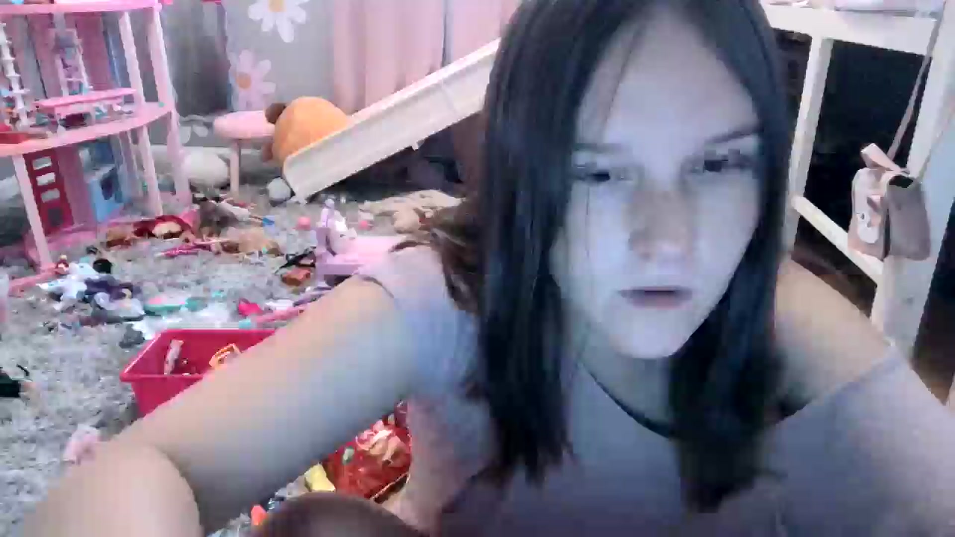 Gallery image thumbnail from PregoBby's myfreecams stream on, 06/19/2025, 11:51 image 14 of 20