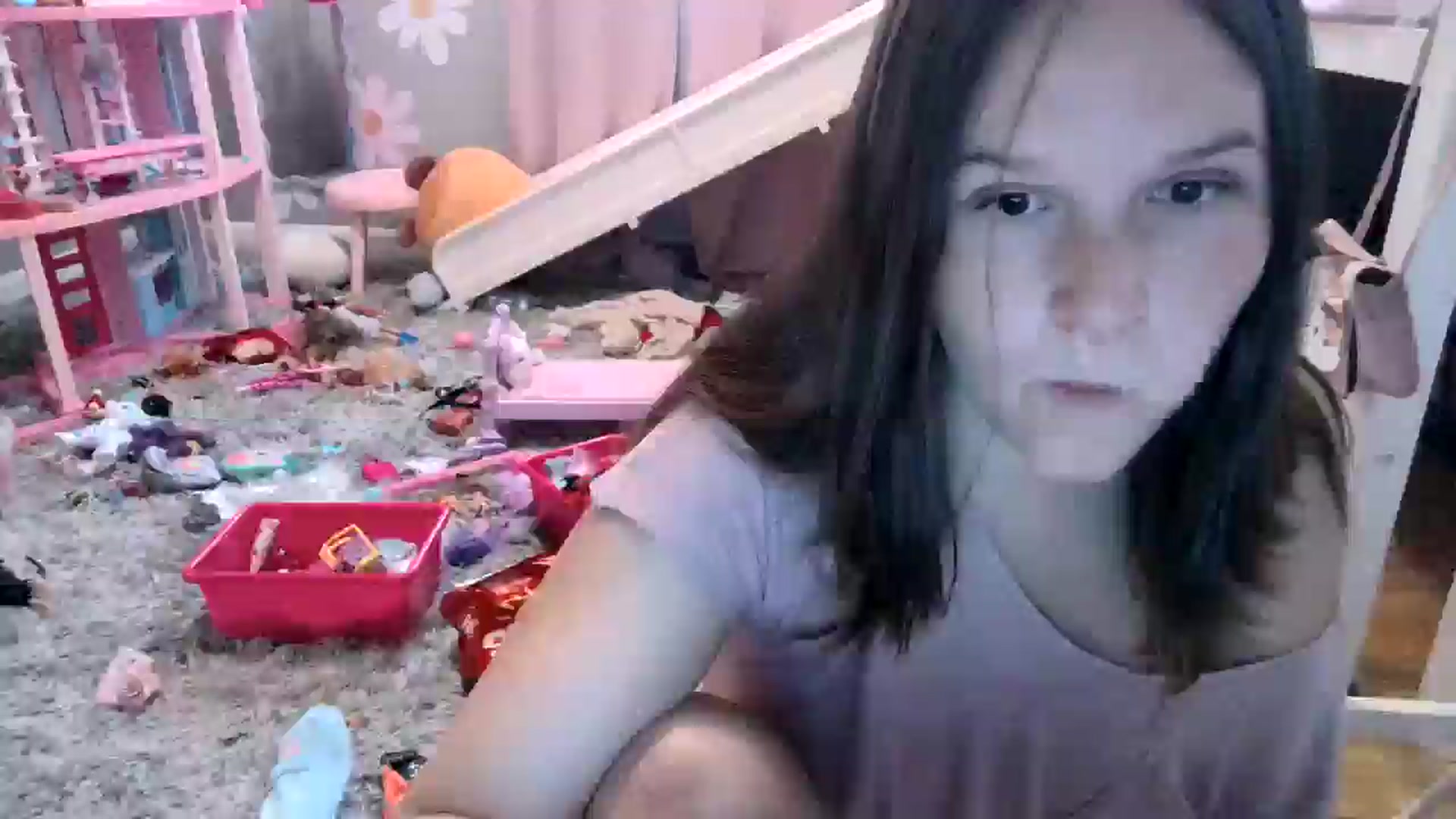Gallery image thumbnail from PregoBby's myfreecams stream on, 06/19/2025, 11:51 image 11 of 20