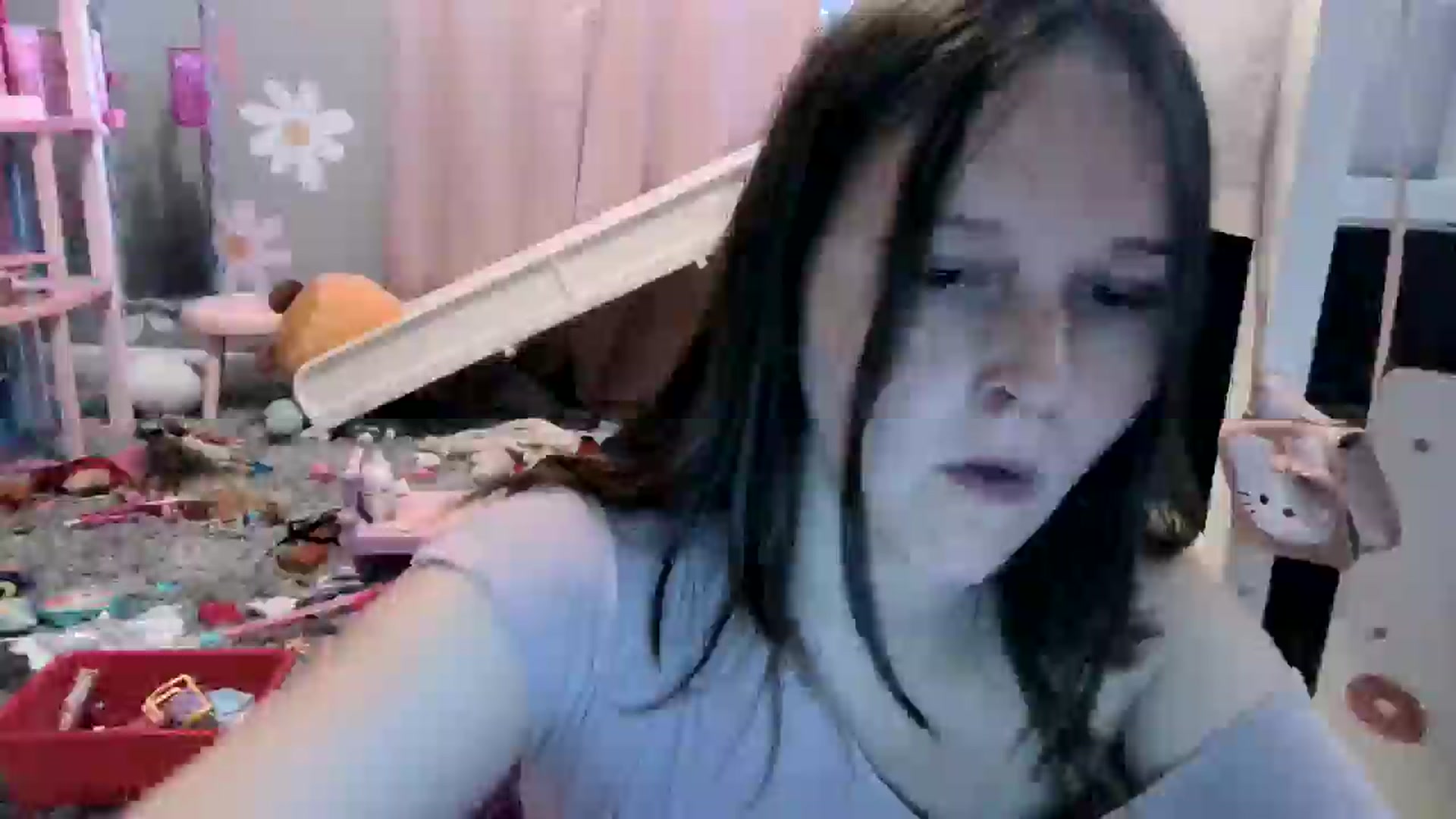 Gallery image thumbnail from PregoBby's myfreecams stream on, 06/19/2025, 14:00 image 14 of 20