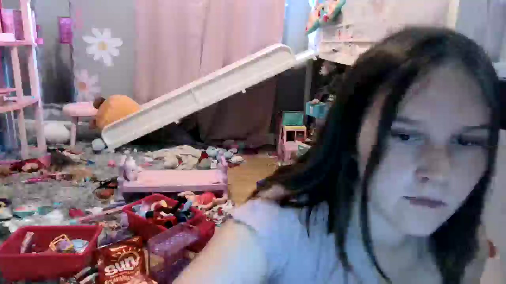 Gallery image thumbnail from PregoBby's myfreecams stream on, 06/19/2025, 14:00 image 10 of 20
