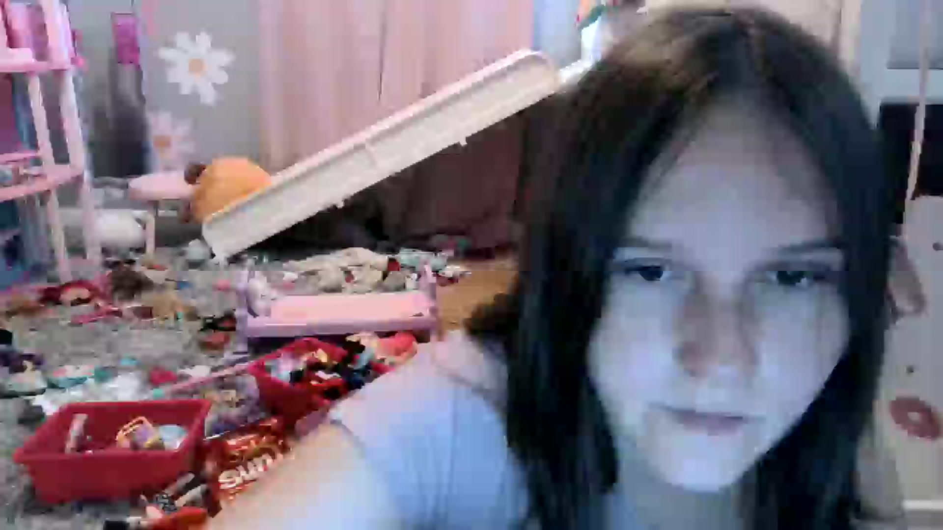 Gallery image thumbnail from PregoBby's myfreecams stream on, 06/19/2025, 14:00 image 7 of 20