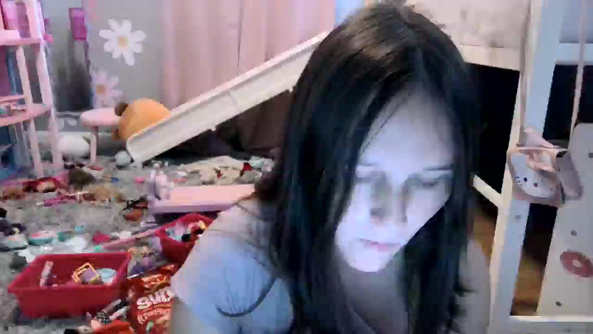 Gallery image thumbnail from PregoBby's myfreecams stream on, 06/19/2025, 14:00 image 6 of 20