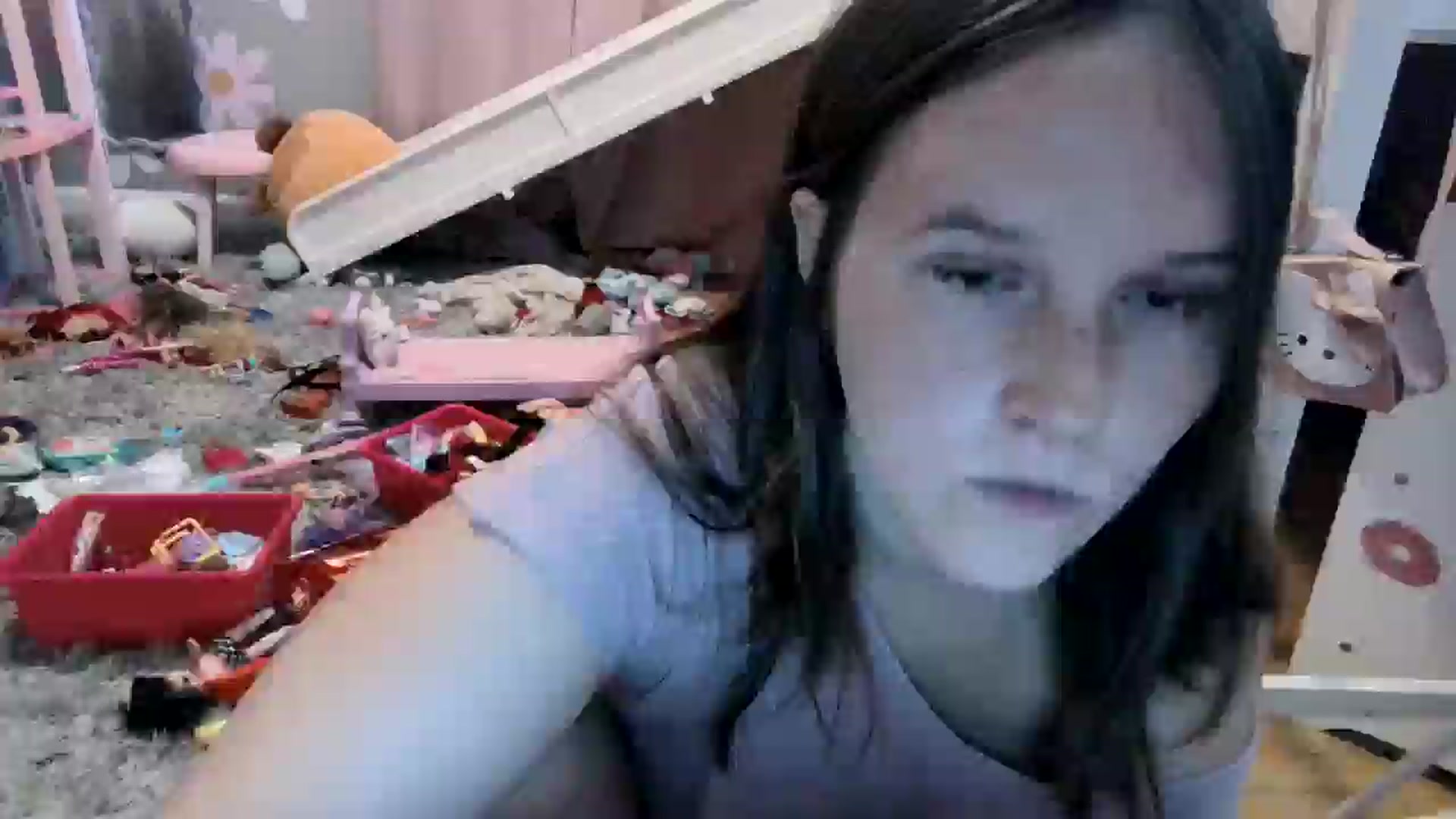 Gallery image thumbnail from PregoBby's myfreecams stream on, 06/19/2025, 14:00 image 19 of 20