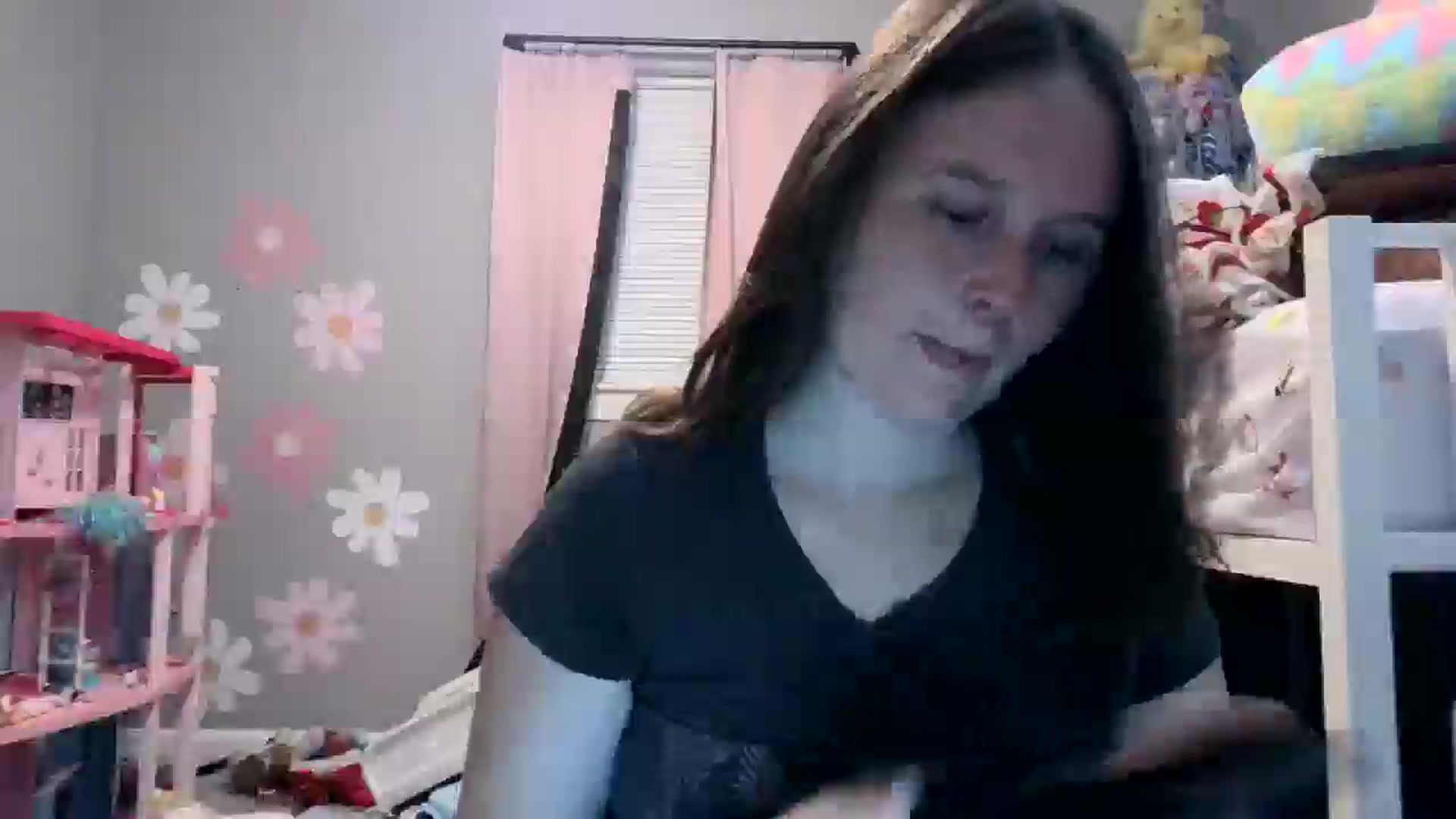 Gallery image thumbnail from PregoBby's myfreecams stream on, 06/27/2025, 09:04 image 16 of 20