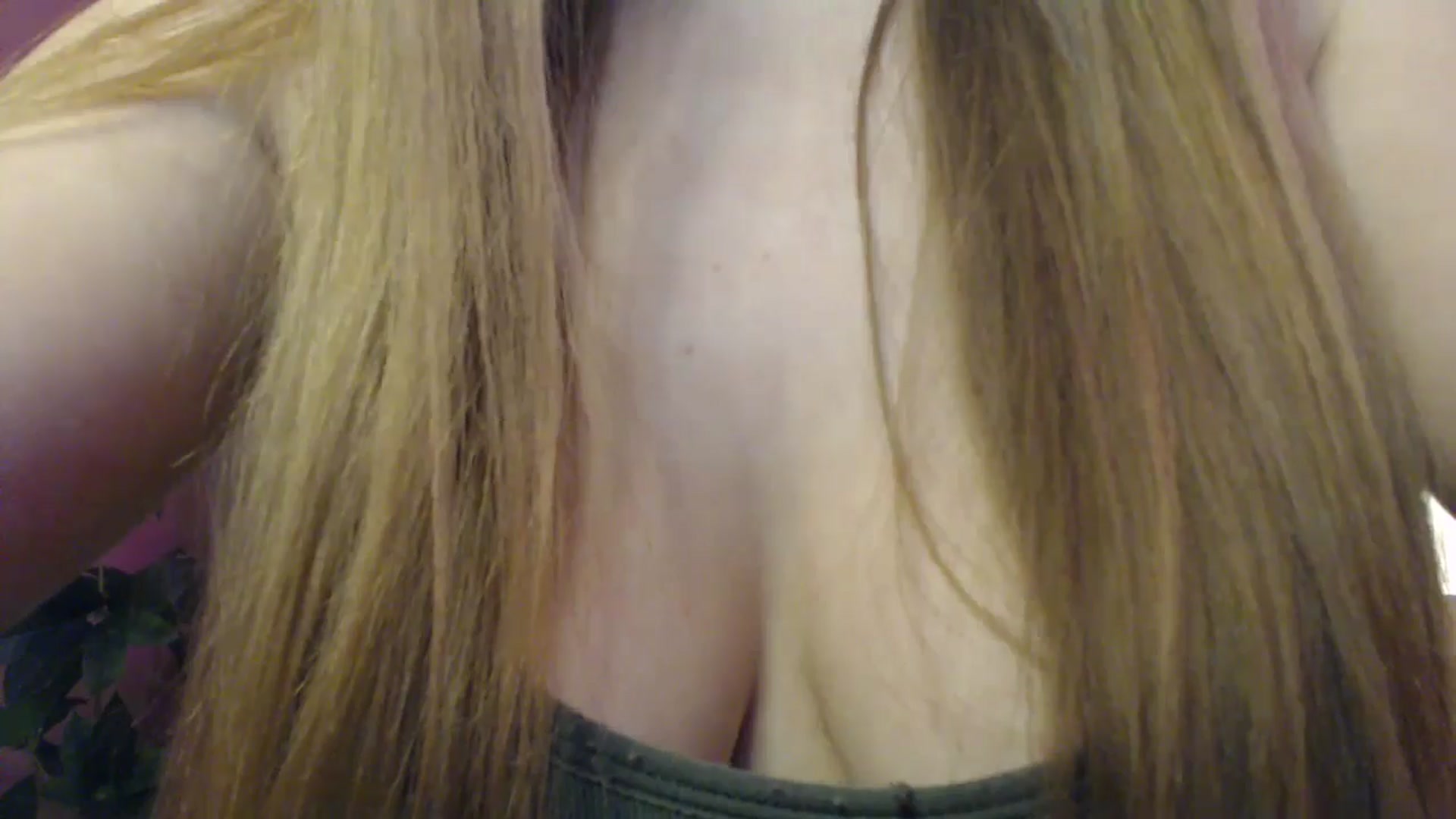 Gallery image thumbnail from PresleyPuff's myfreecams stream on, 01/28/2025, 14:46 image 13 of 20