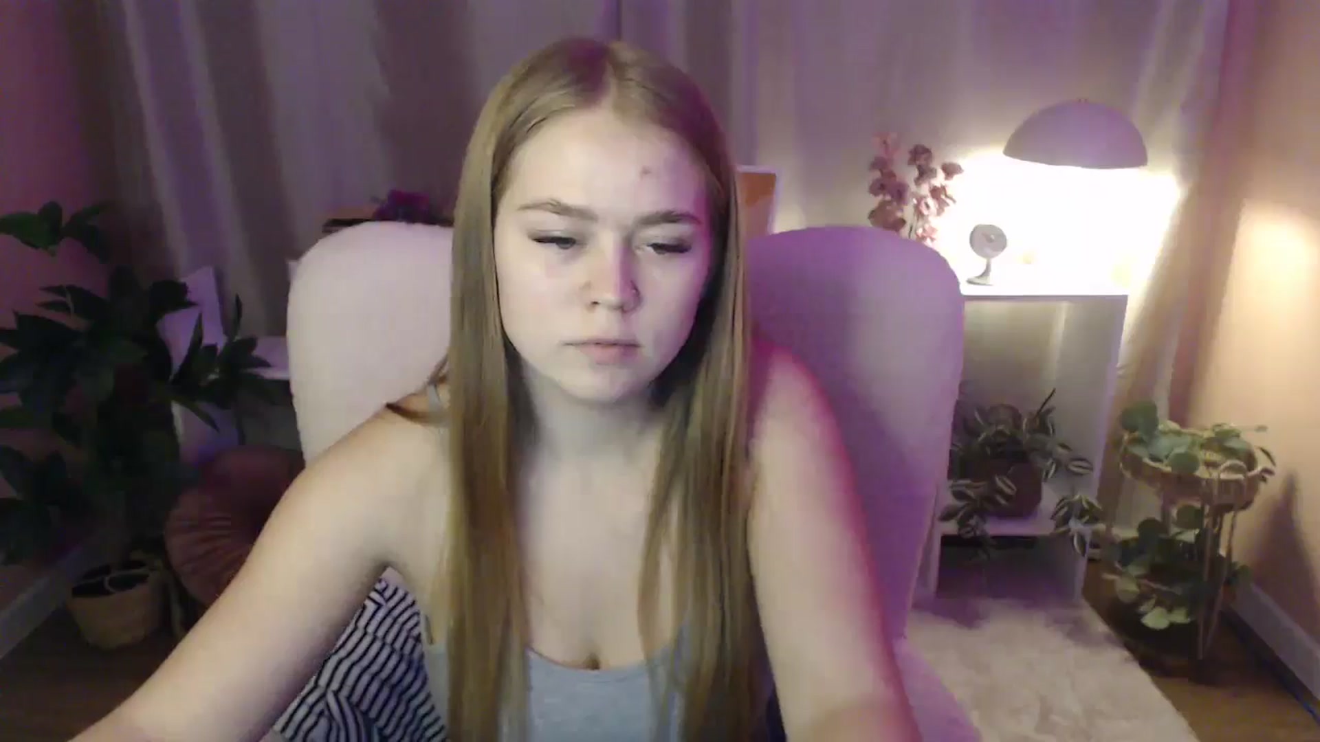 Gallery image thumbnail from PresleyPuff's myfreecams stream on, 01/29/2025, 10:43 image 19 of 20