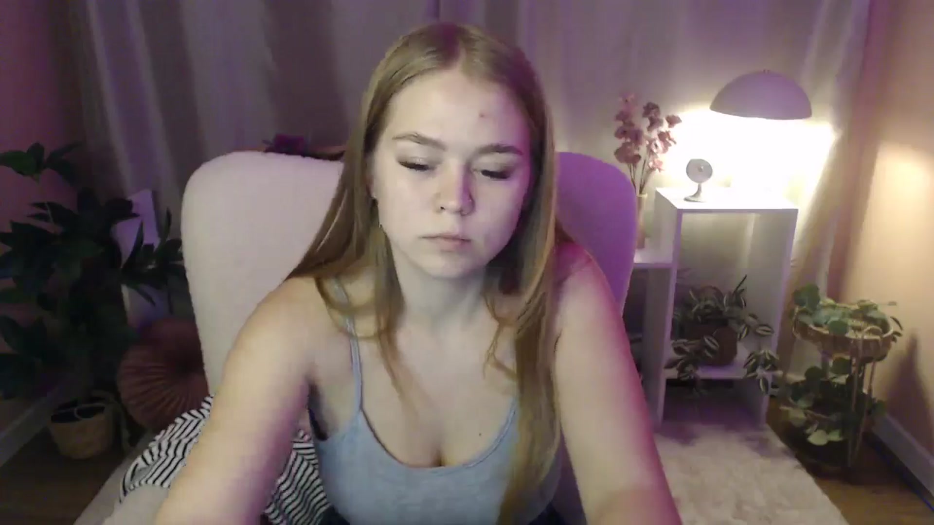 Gallery image thumbnail from PresleyPuff's myfreecams stream on, 01/29/2025, 10:43 image 16 of 20