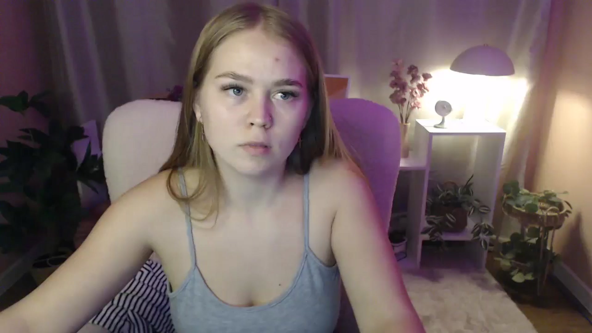 Gallery image thumbnail from PresleyPuff's myfreecams stream on, 01/29/2025, 10:43 image 10 of 20