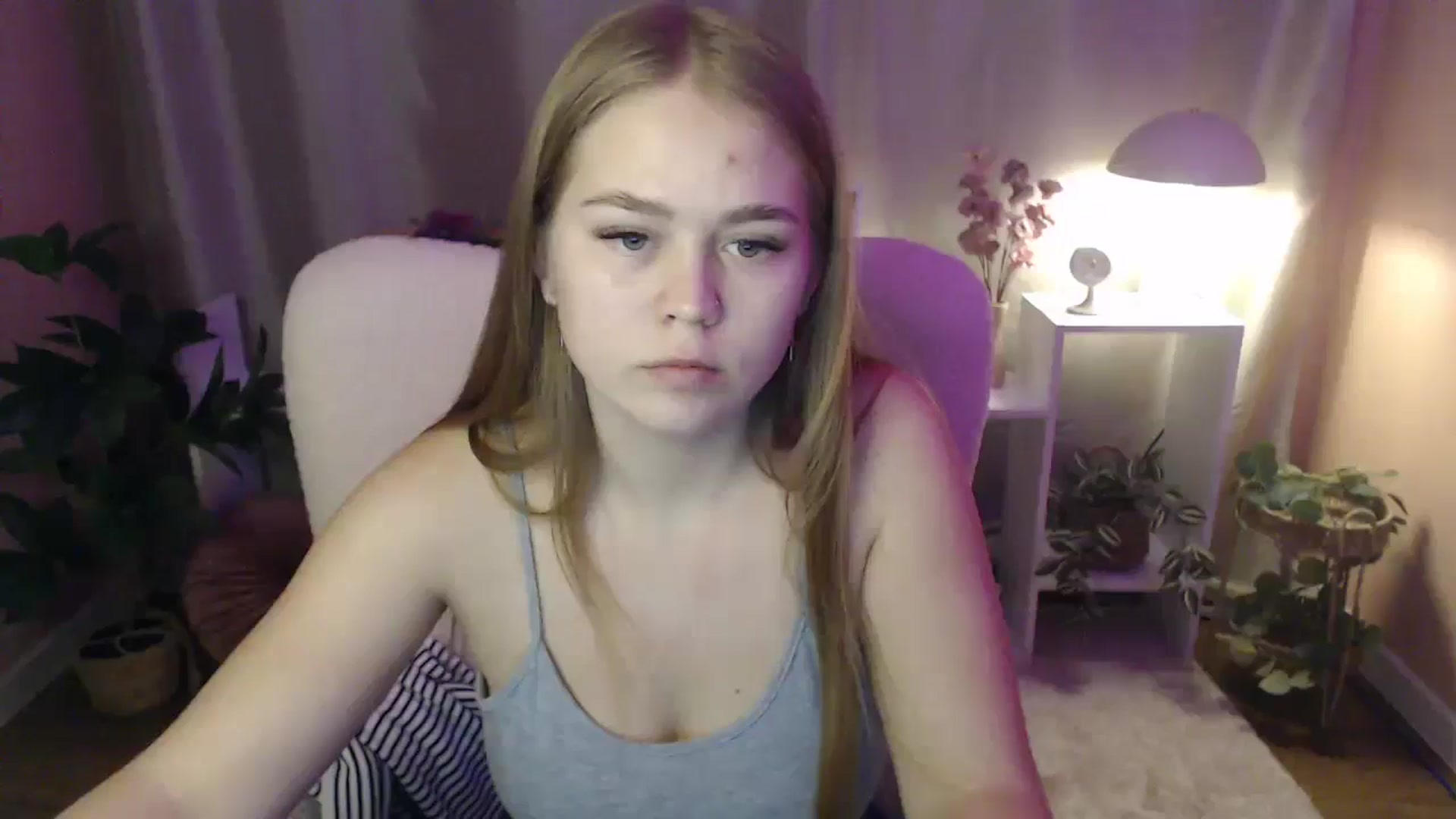 Gallery image thumbnail from PresleyPuff's myfreecams stream on, 01/29/2025, 10:43 image 15 of 20