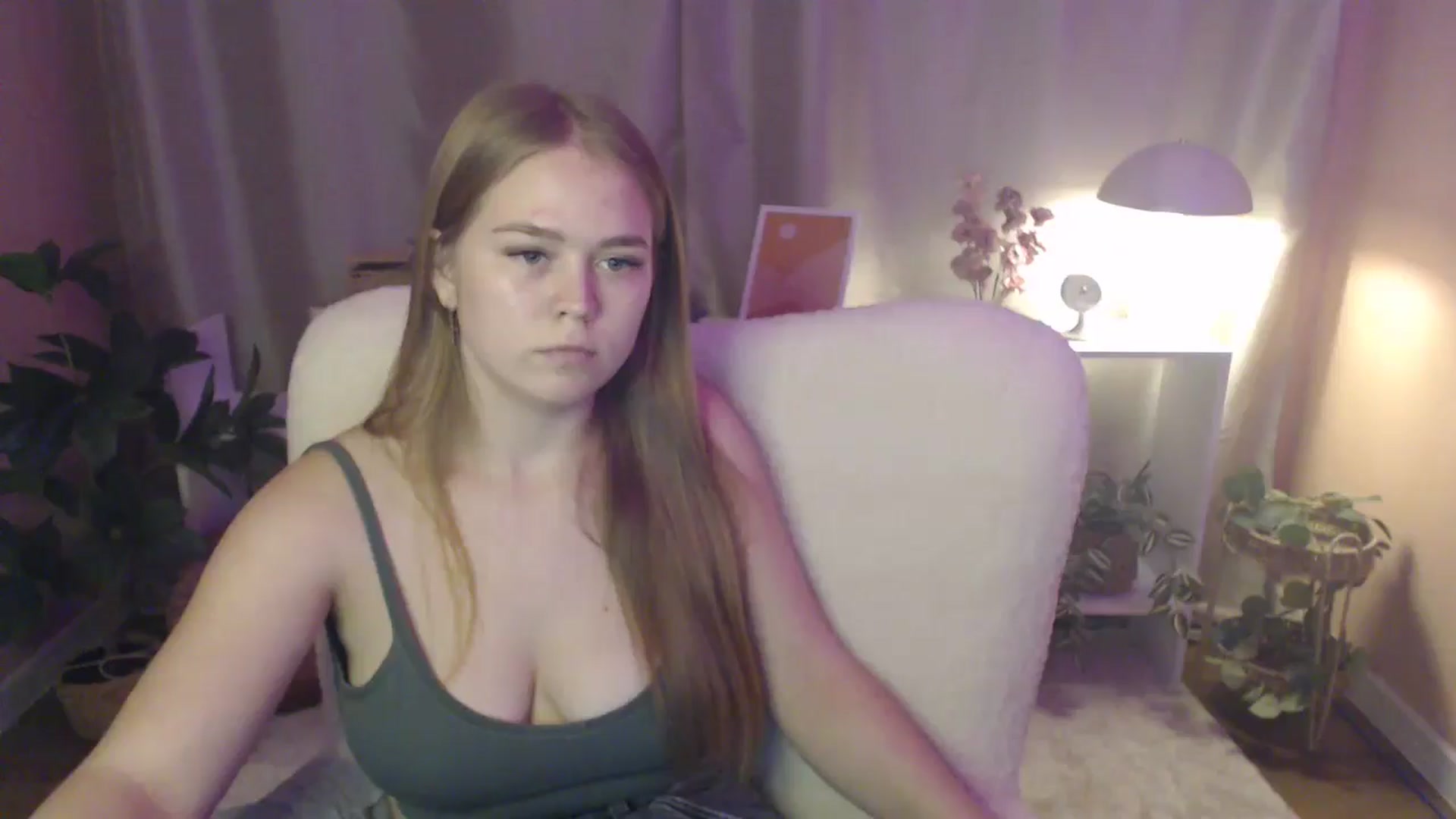 Gallery image thumbnail from PresleyPuff's myfreecams stream on, 01/31/2025, 12:59 image 11 of 20
