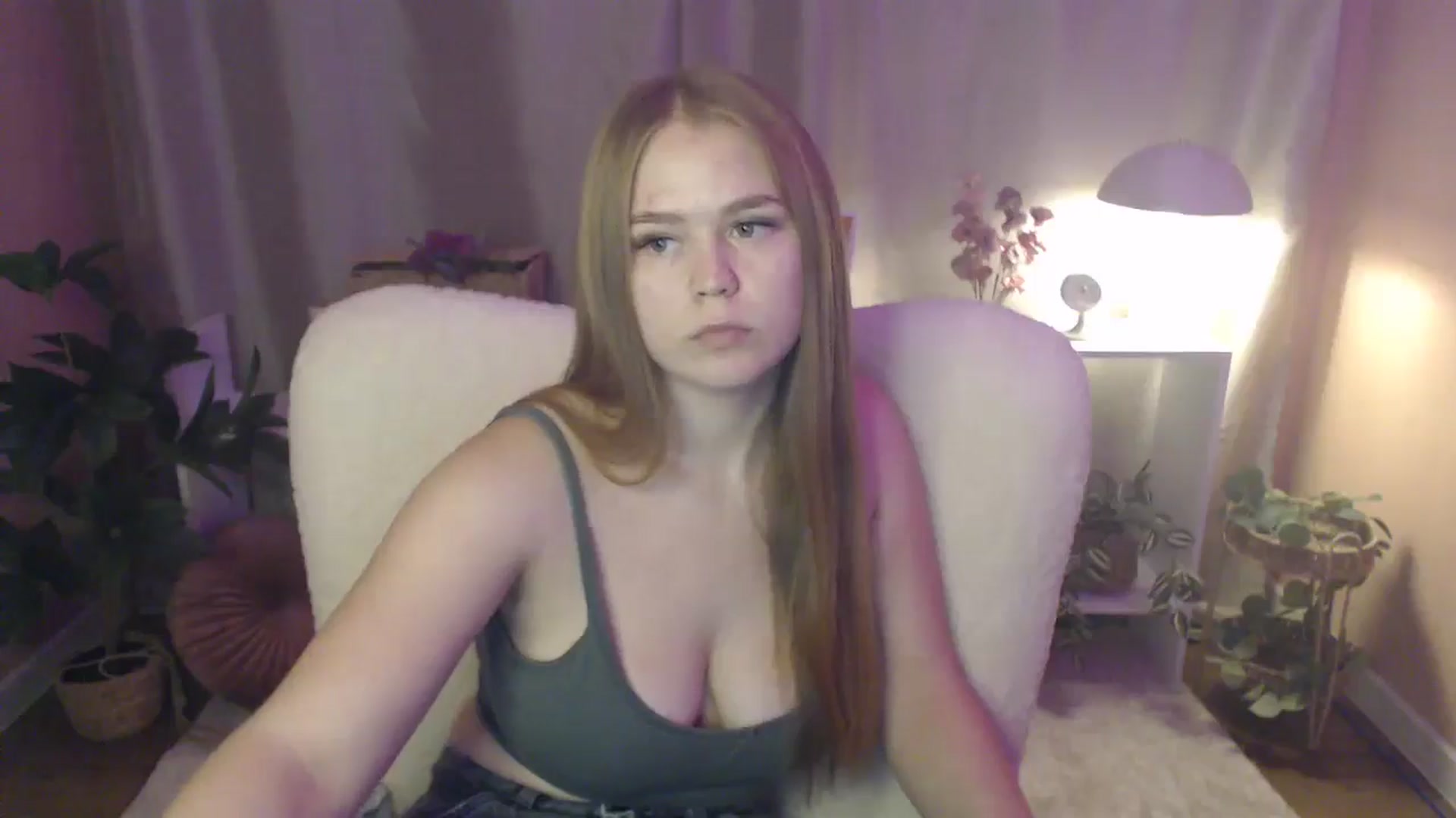 Gallery image thumbnail from PresleyPuff's myfreecams stream on, 01/31/2025, 12:59 image 7 of 20