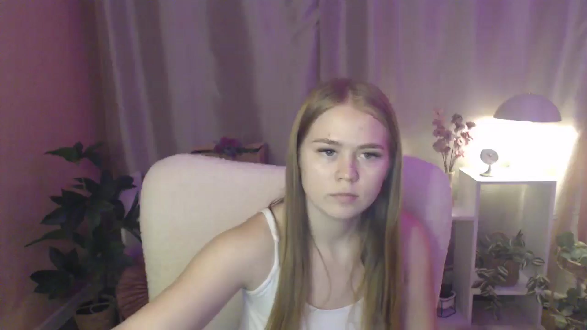 Gallery image thumbnail from PresleyPuff's myfreecams stream on, 02/01/2025, 14:17 image 12 of 20